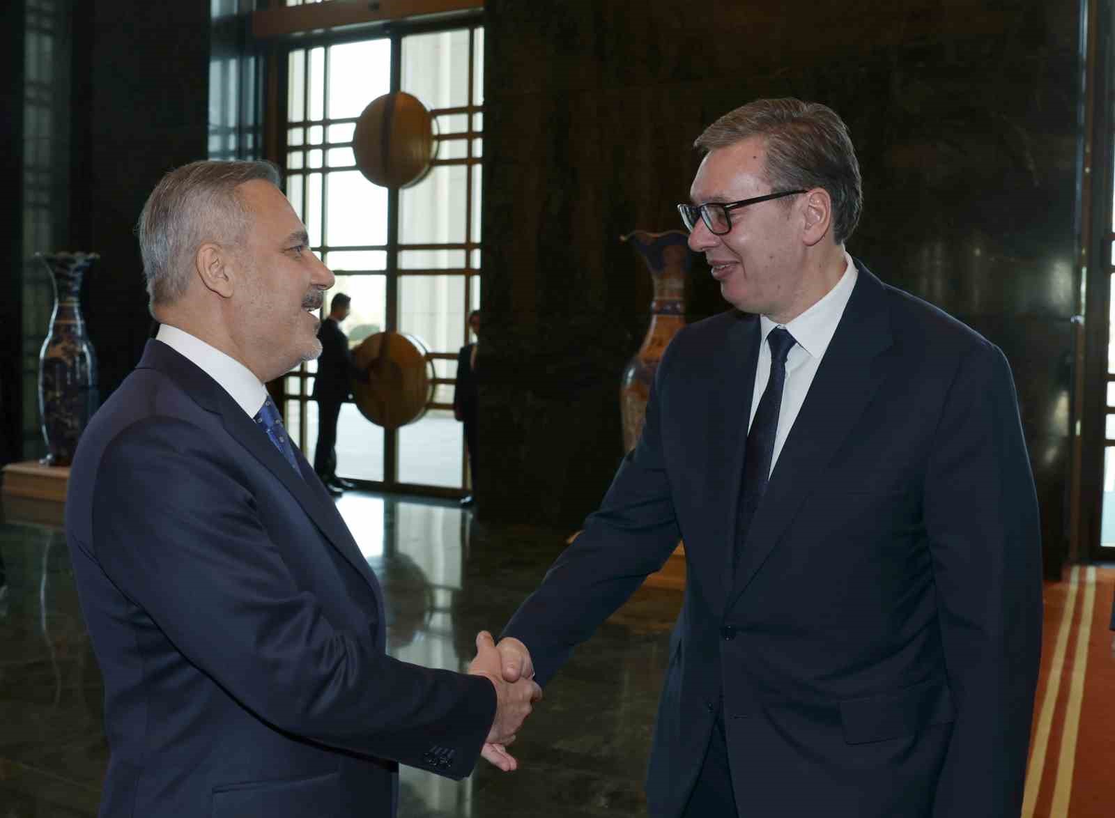 Cumhurbaşkanı Erdoğan, Sırbistan Cumhurbaşkanı Vucic ile bir araya geldi
