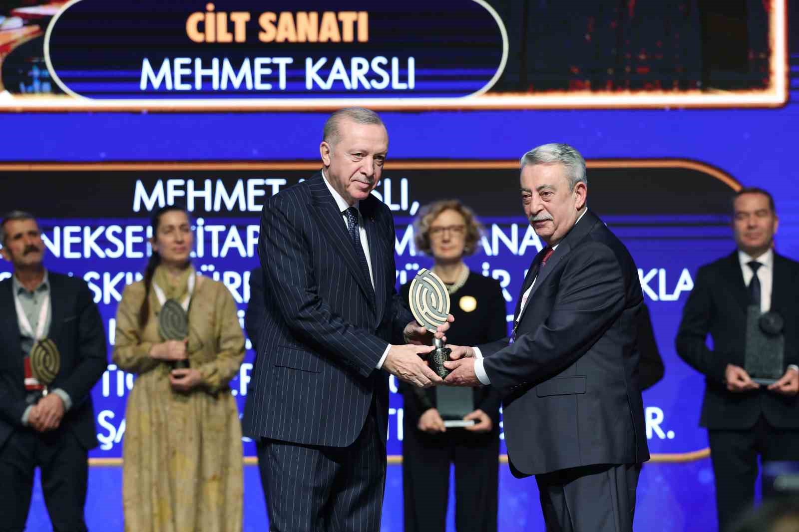 Cumhurbaşkanı Erdoğan: "Son 23 yılda yurt dışına kaçırılan 13 bin 448 eserin ülkemize iadesini sağladık"
