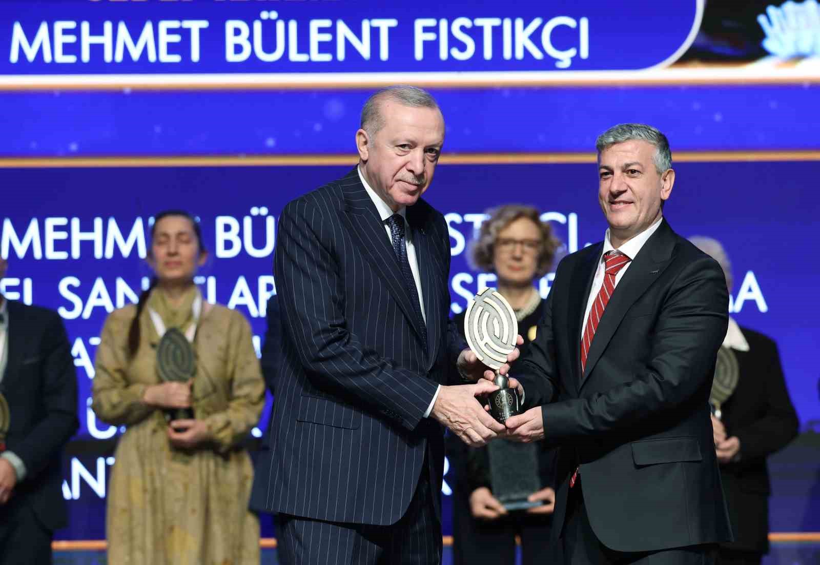 Cumhurbaşkanı Erdoğan: "Son 23 yılda yurt dışına kaçırılan 13 bin 448 eserin ülkemize iadesini sağladık"
