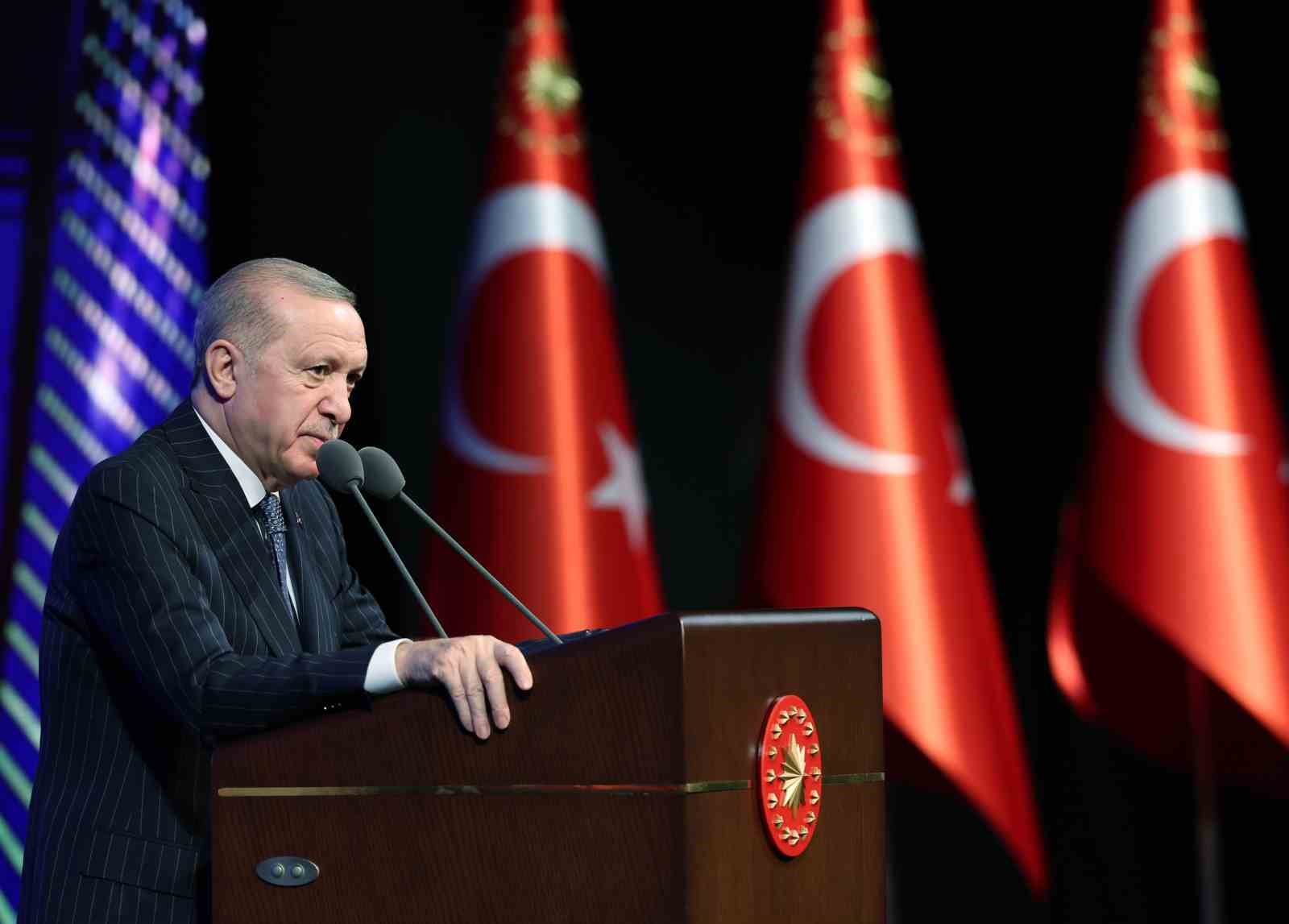 Cumhurbaşkanı Erdoğan: "Son 23 yılda yurt dışına kaçırılan 13 bin 448 eserin ülkemize iadesini sağladık"
