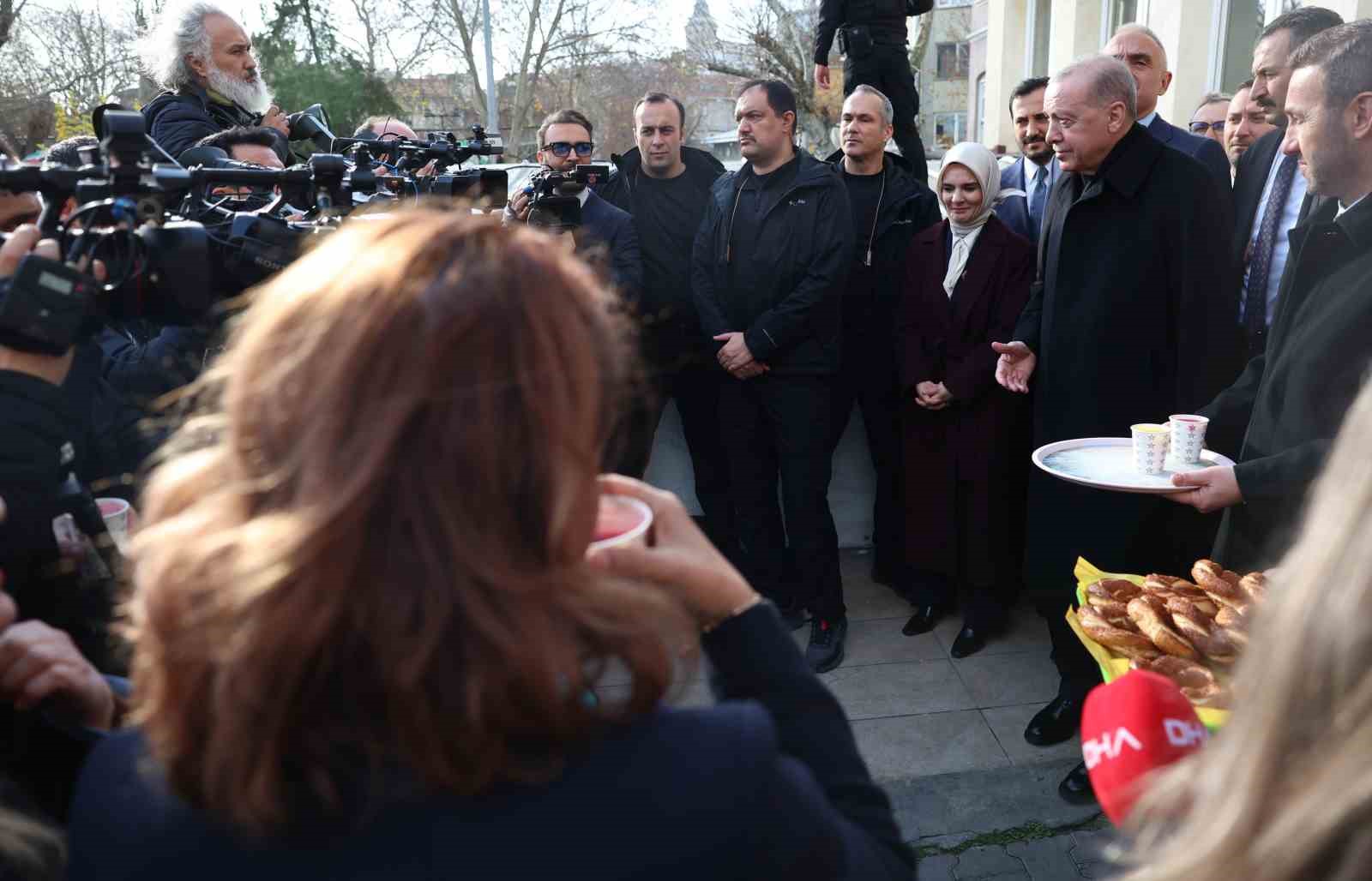 Cumhurbaşkanı Erdoğan spor kulübünü ziyaret etti
