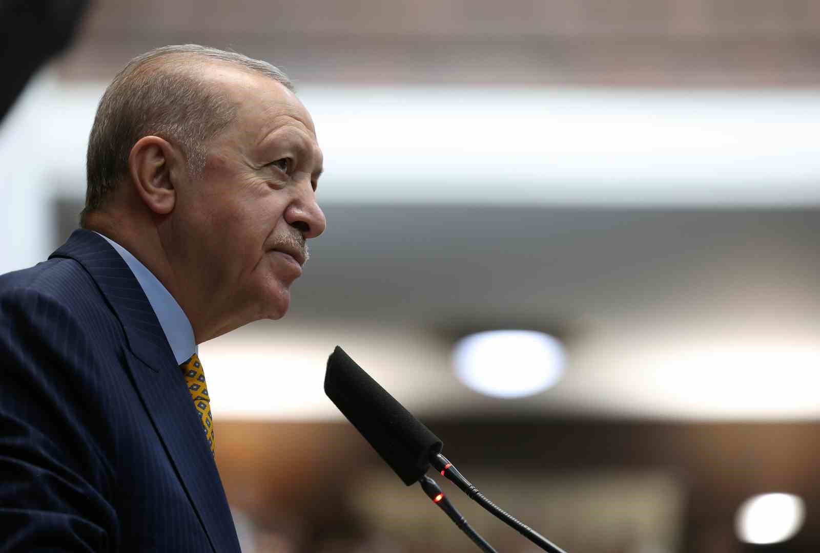 Cumhurbaşkanı Erdoğan: "Türkiye Cumhuriyeti Devleti sıradan bir devlet değildir. Hiçbir güç Türkiye’ye ve Türkiye Cumhurbaşkanına parmak sallayamaz"
