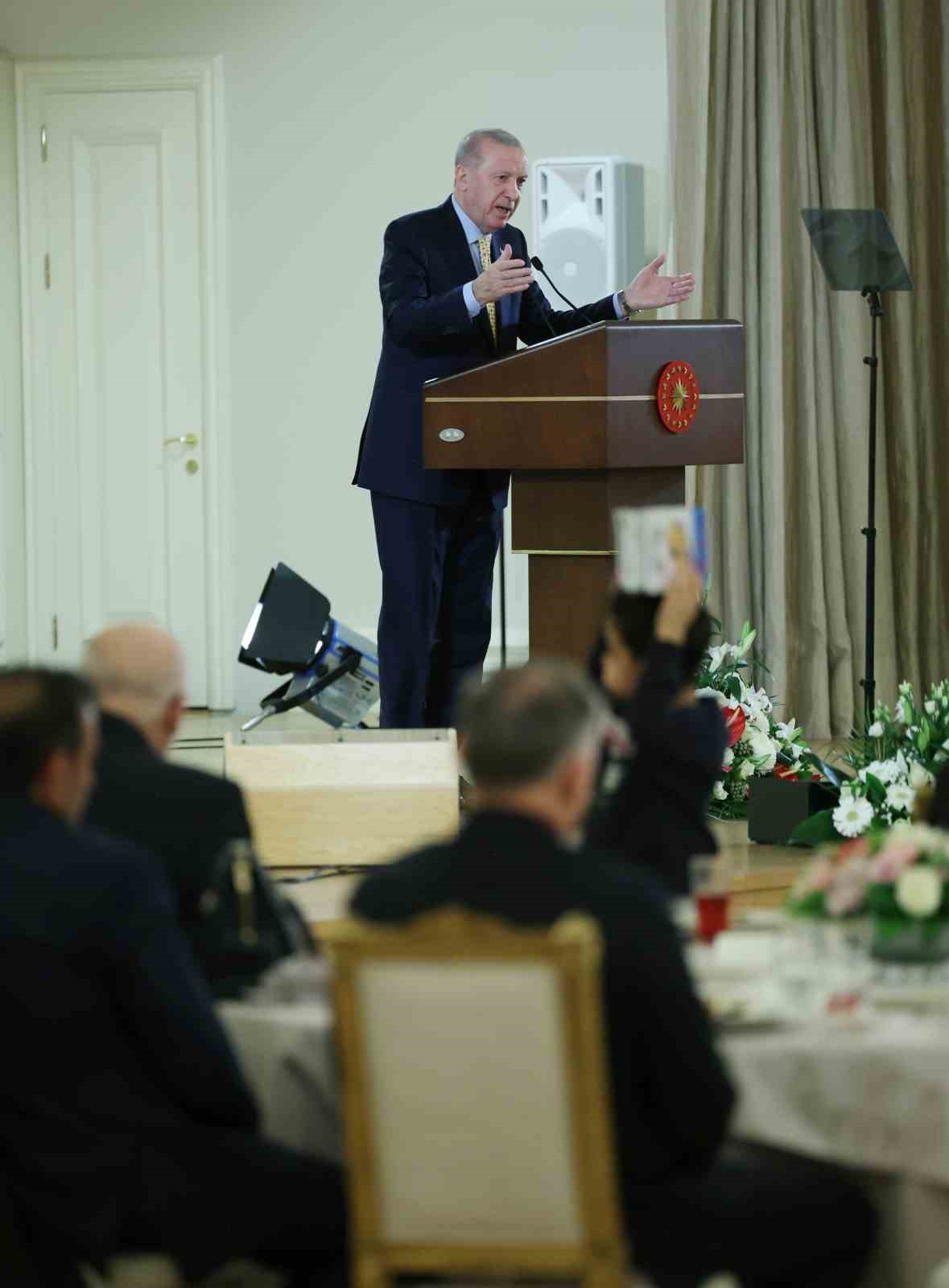 Cumhurbaşkanı Erdoğan: "Türkiye kendi güvenliği için yalnızca sınırları dahilinde değil sınırların ötesinde de her türlü adımı atmaktadır"
