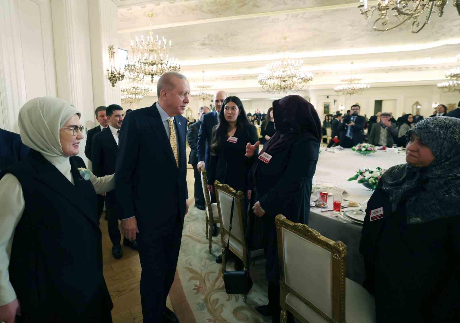 Cumhurbaşkanı Erdoğan: "Türkiye kendi güvenliği için yalnızca sınırları dahilinde değil sınırların ötesinde de her türlü adımı atmaktadır"
