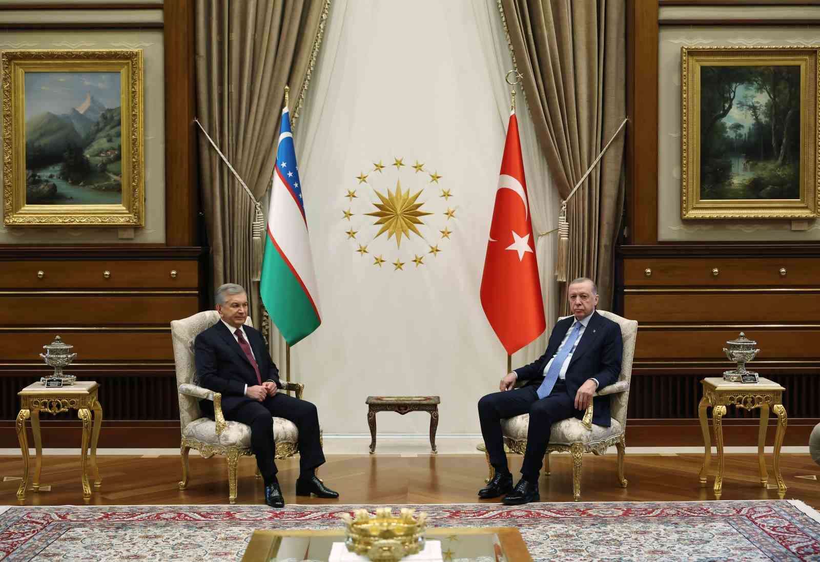 Cumhurbaşkanı Erdoğan: "Yürek yüreğe verdiğimiz müddetçe bulunduğumuz asra Türk dünyasının mührünü vuracağımızdan eminiz"
