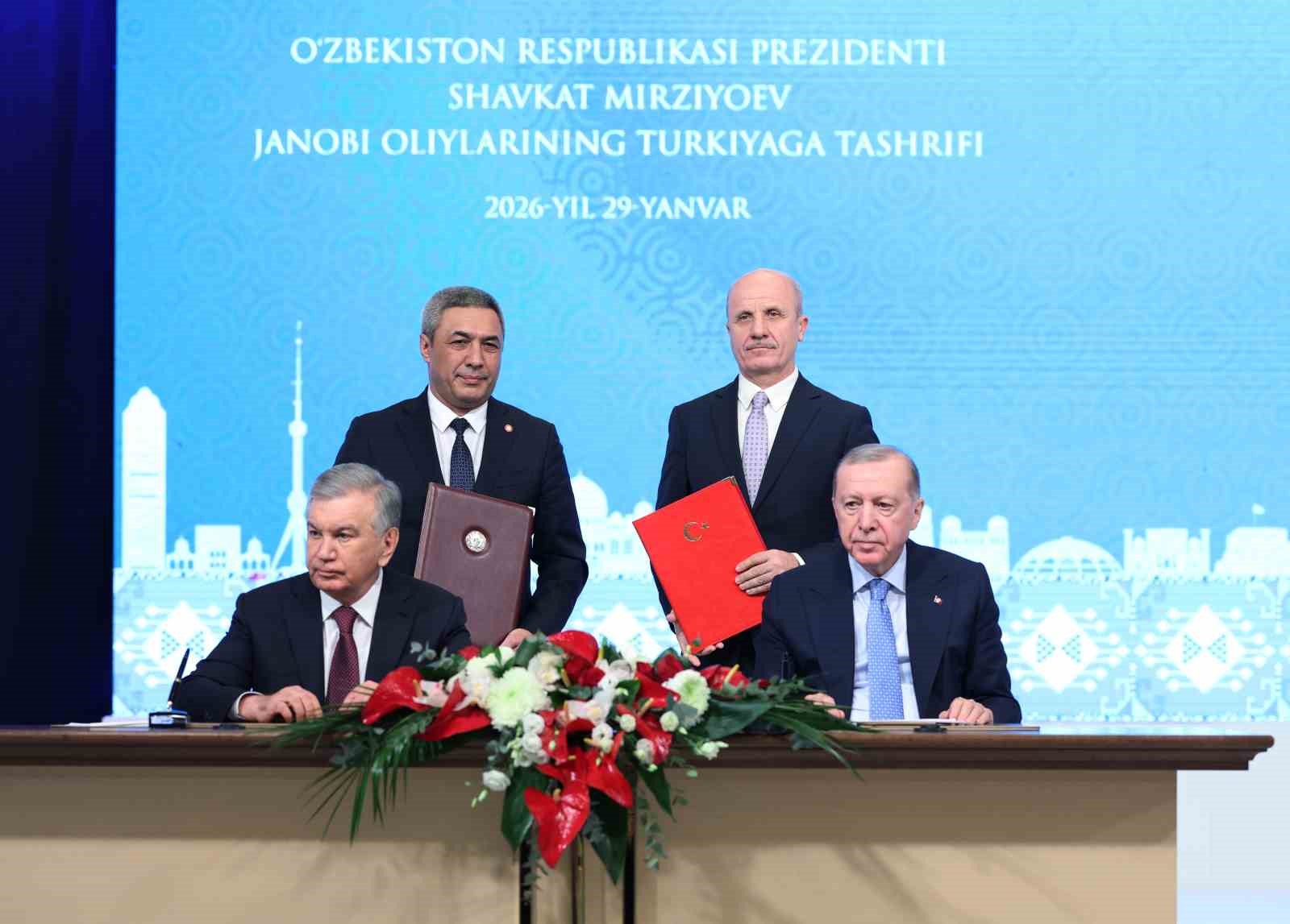 Cumhurbaşkanı Erdoğan: "Yürek yüreğe verdiğimiz müddetçe bulunduğumuz asra Türk dünyasının mührünü vuracağımızdan eminiz"
