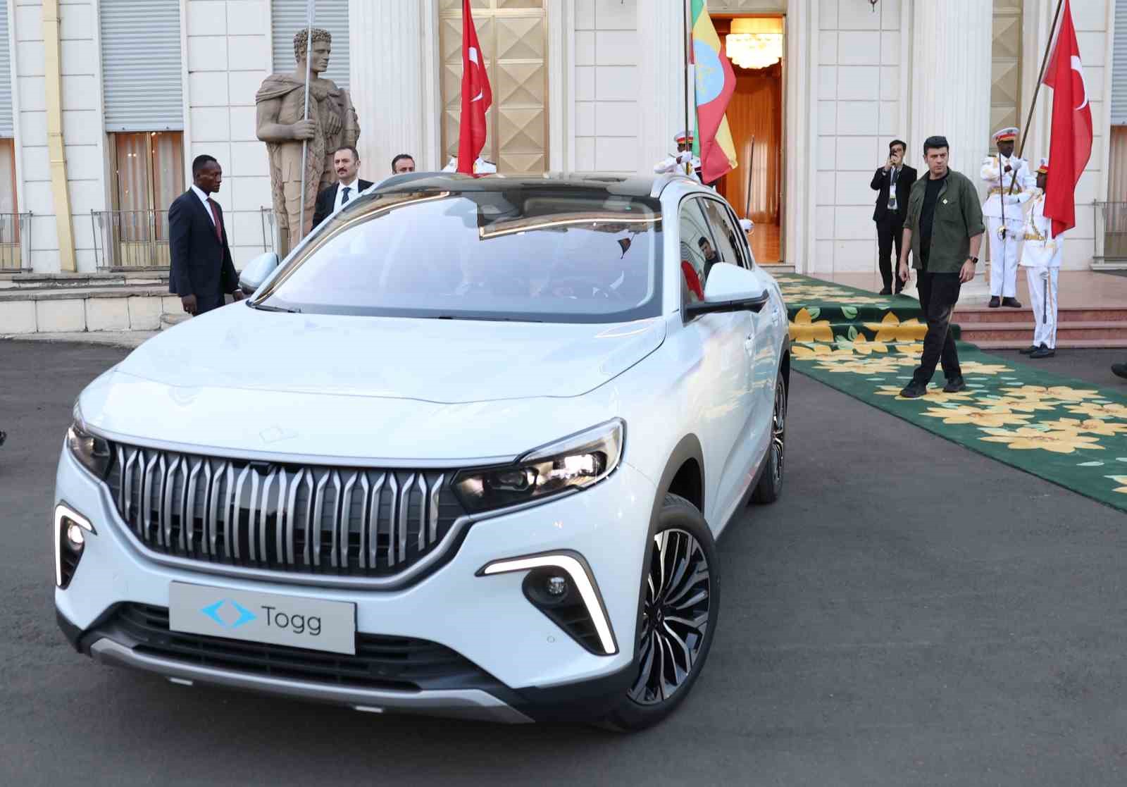 Cumhurbaşkanı Erdoğan’dan Etiyopya Başbakanı Ahmed Ali’ye Togg hediyesi
