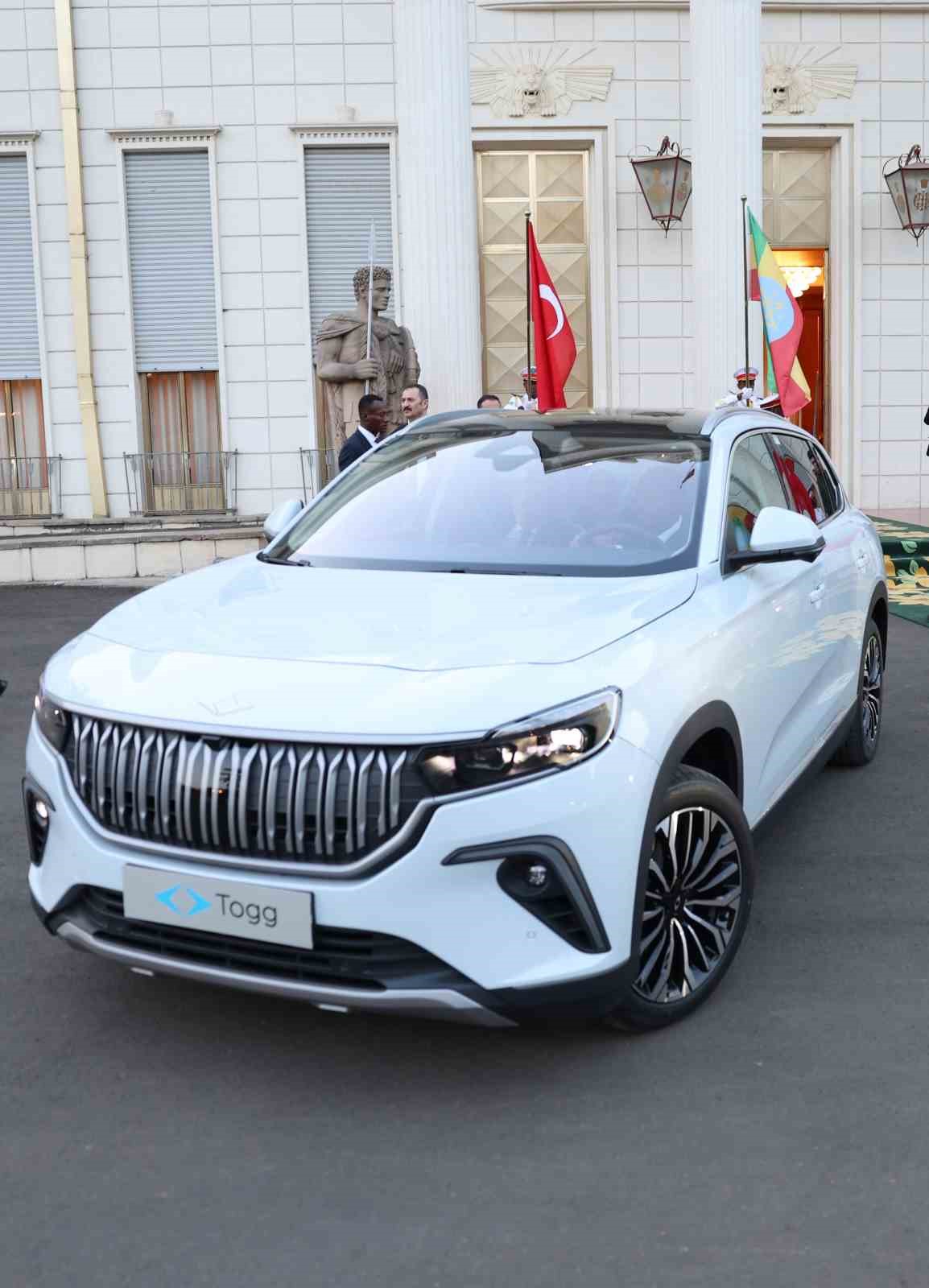 Cumhurbaşkanı Erdoğan’dan Etiyopya Başbakanı Ahmed Ali’ye Togg hediyesi
