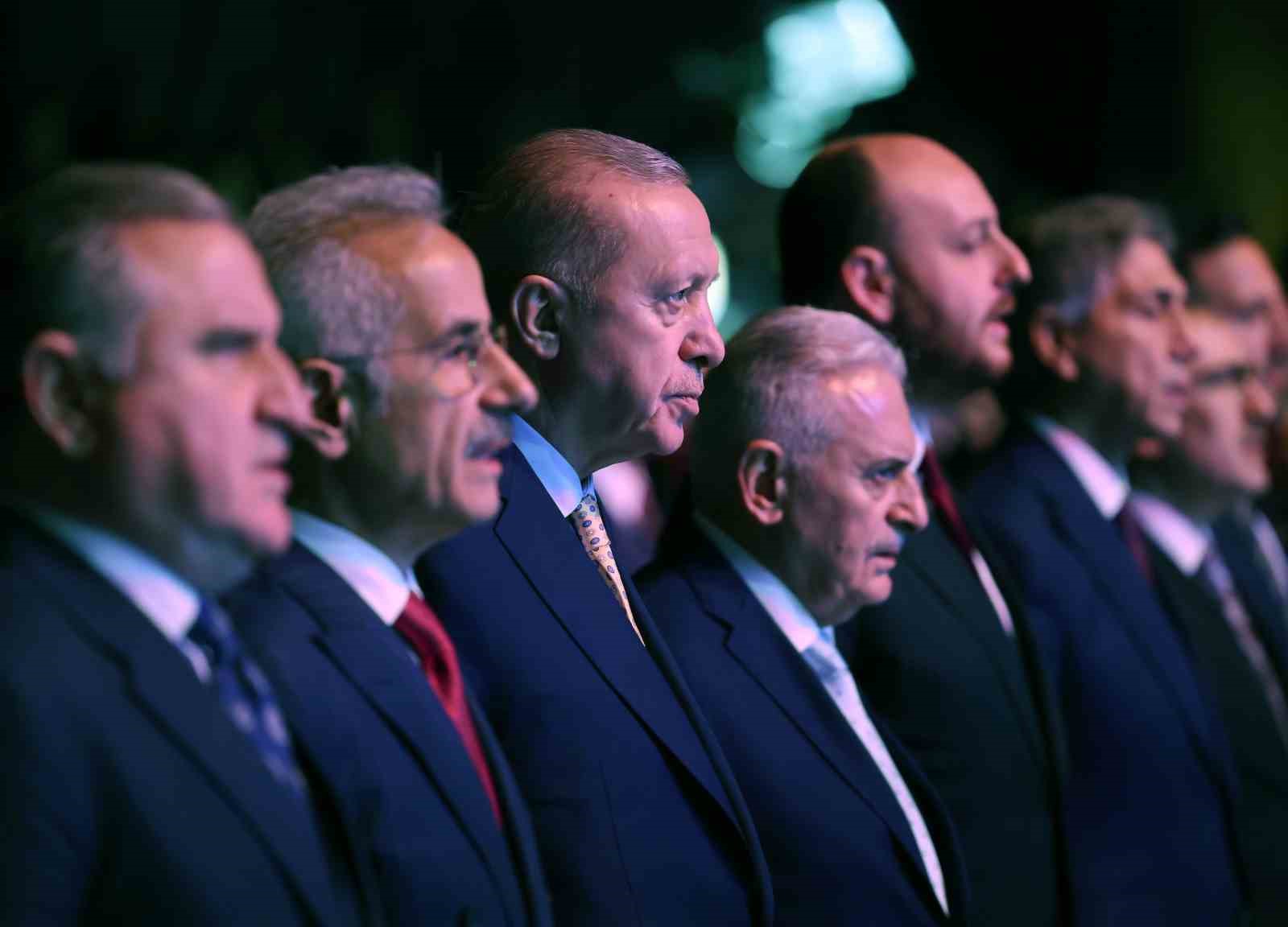 Cumhurbaşkanı Erdoğan’dan muhalefete tepki: "Yolsuzluk yapmadıysanız, rüşvet almadıysanız bu telaş hali niye?
Cumhurbaşkanı Erdoğan’dan muhalefete tepki: "Yolsuzluk yapmadıysanız, rüşvet almadıysanız bu telaş hali niye?