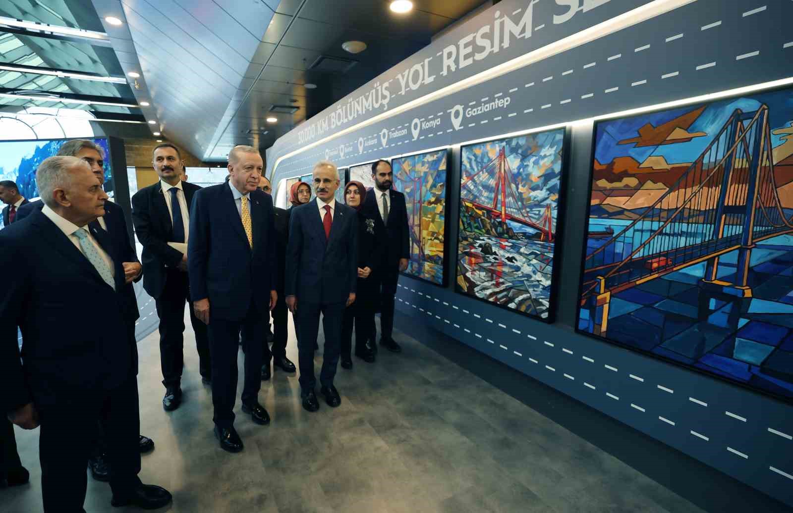 Cumhurbaşkanı Erdoğan’dan muhalefete tepki: "Yolsuzluk yapmadıysanız, rüşvet almadıysanız bu telaş hali niye?
Cumhurbaşkanı Erdoğan’dan muhalefete tepki: "Yolsuzluk yapmadıysanız, rüşvet almadıysanız bu telaş hali niye?