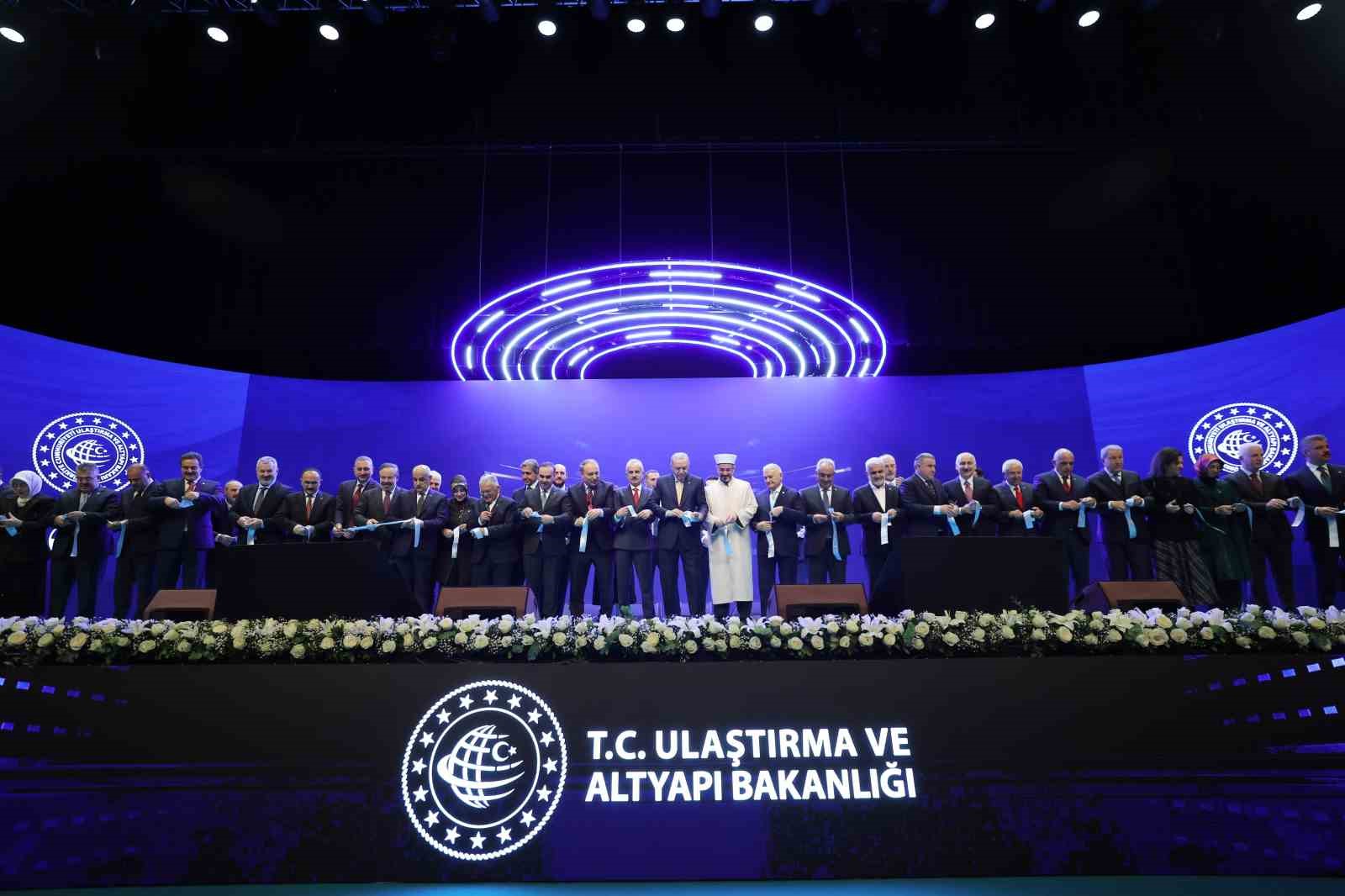 Cumhurbaşkanı Erdoğan’dan muhalefete tepki: "Yolsuzluk yapmadıysanız, rüşvet almadıysanız bu telaş hali niye?
Cumhurbaşkanı Erdoğan’dan muhalefete tepki: "Yolsuzluk yapmadıysanız, rüşvet almadıysanız bu telaş hali niye?