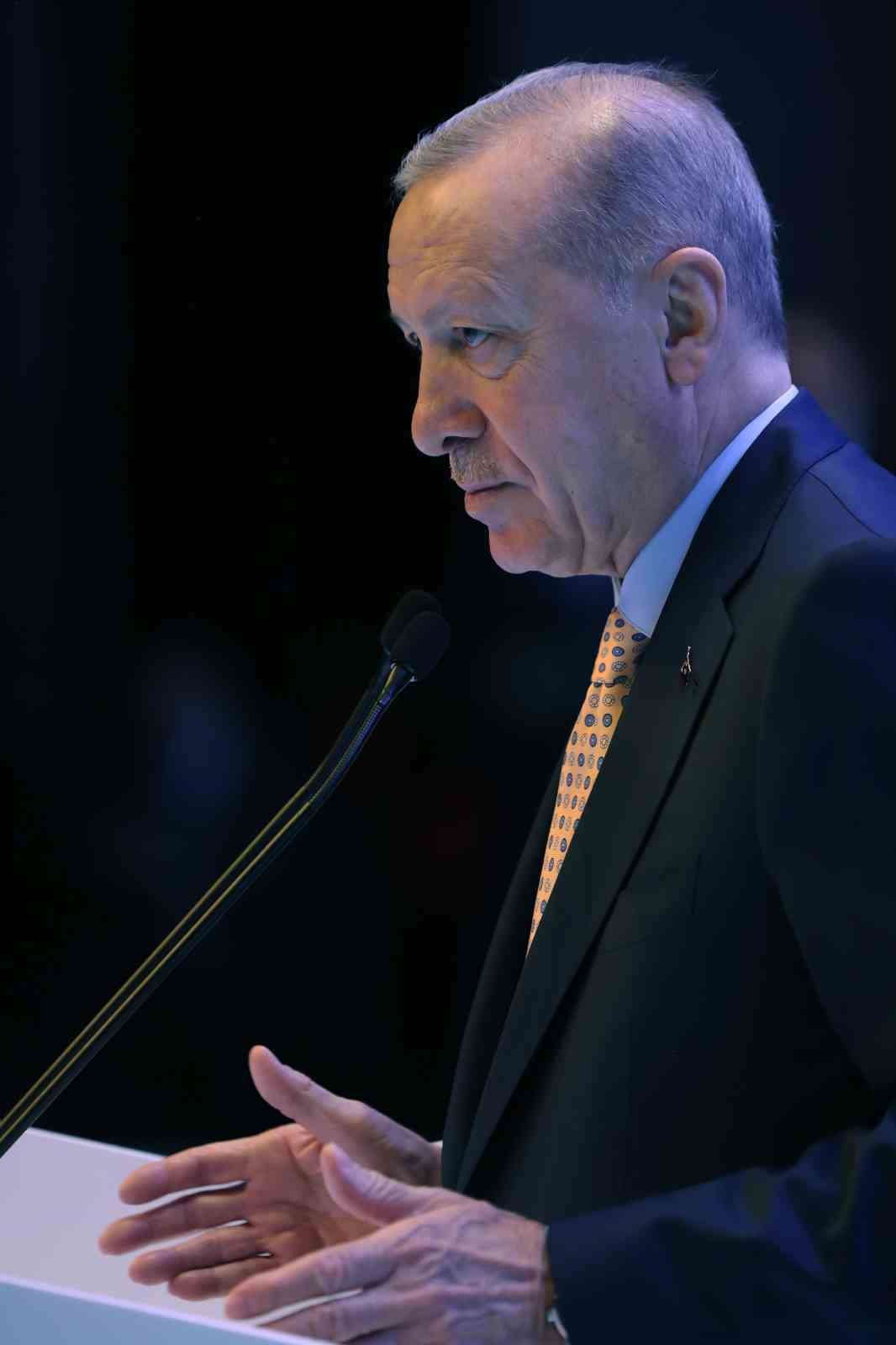 Cumhurbaşkanı Erdoğan’dan muhalefete tepki: "Yolsuzluk yapmadıysanız, rüşvet almadıysanız bu telaş hali niye?
Cumhurbaşkanı Erdoğan’dan muhalefete tepki: "Yolsuzluk yapmadıysanız, rüşvet almadıysanız bu telaş hali niye?