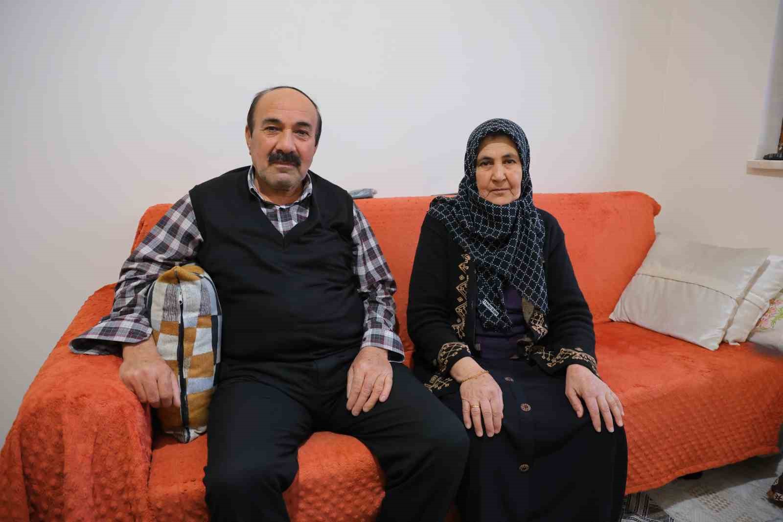 Cumhurbaşkanı Erdoğan’ın açıkladığı ödeme kolaylığı, köy evlerine taşınan depremzedeleri de sevindirdi
