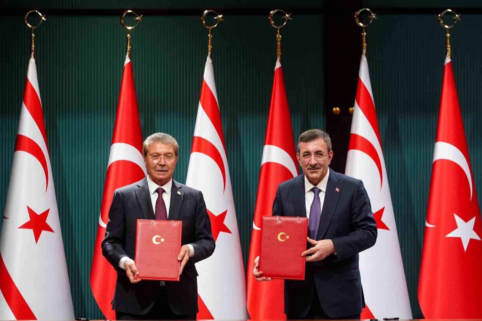 Cumhurbaşkanı Yardımcısı Yılmaz: "(KKTC ile işbirliği anlaşması) 2026 yılı anlaşması kapsamında, devirlerle birlikte yaklaşık 23 milyar Türk lirası kaynak tahsis edilmektedir"
