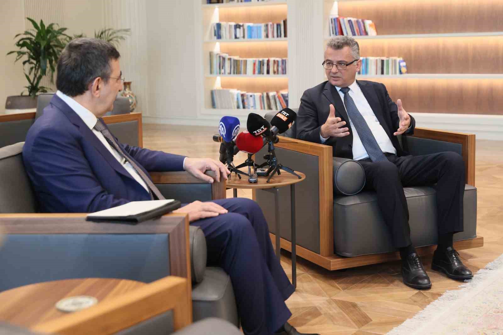 Cumhurbaşkanı Yardımcısı Yılmaz: "Rum tarafının adadaki askeri varlığımıza ilişkin söylemlerini hiçbir şekilde kabul etmiyoruz"
