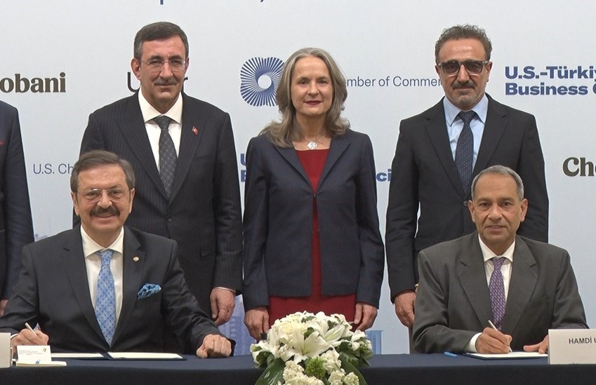 Cumhurbaşkanı Yardımcısı Yılmaz: "Yatırımcılar için stratejik bir merkez konumundayız"
