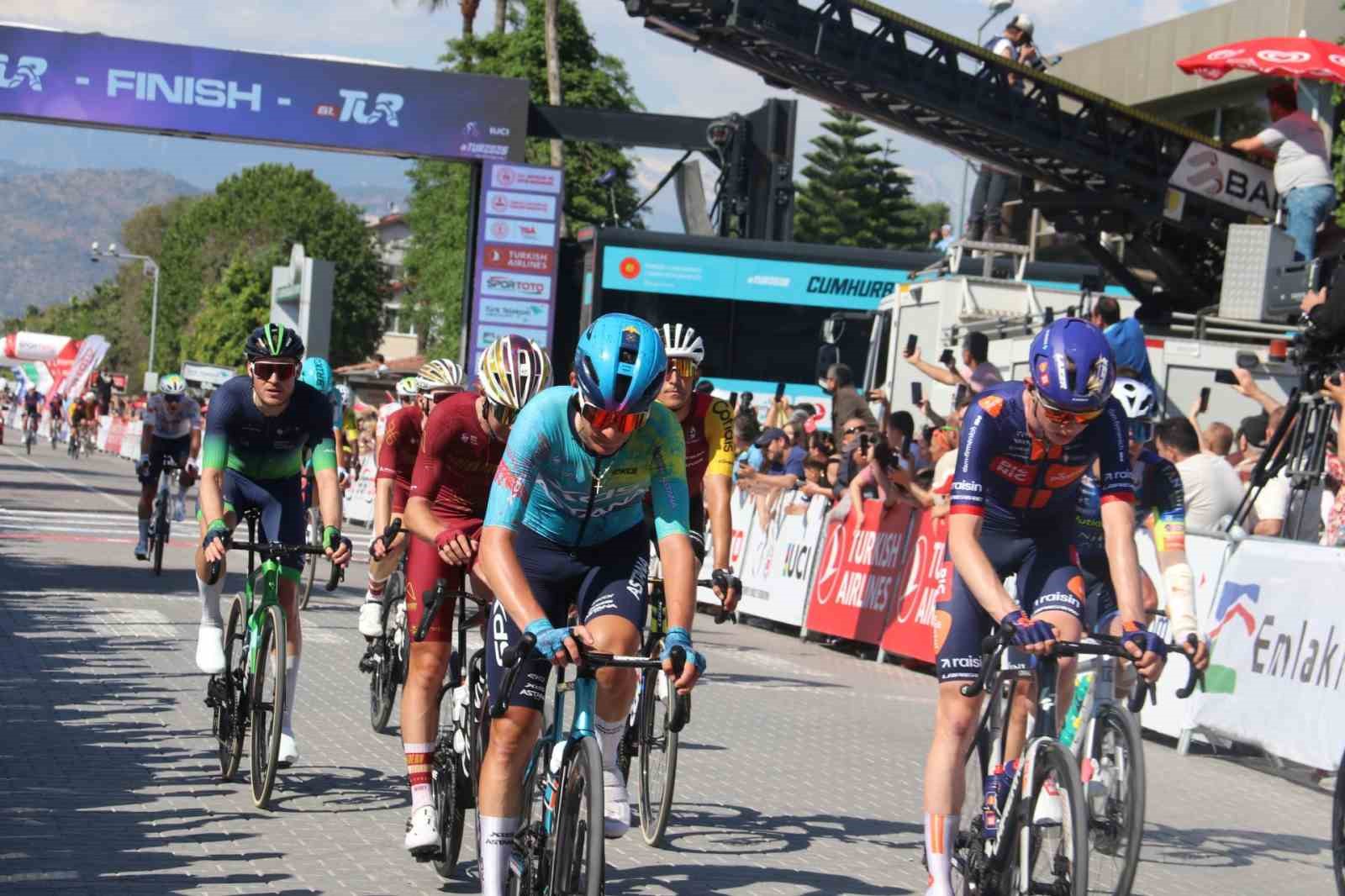 Cumhurbaşkanlığı Türkiye Bisiklet Turu 4. etabın galibi Aniolkowski
