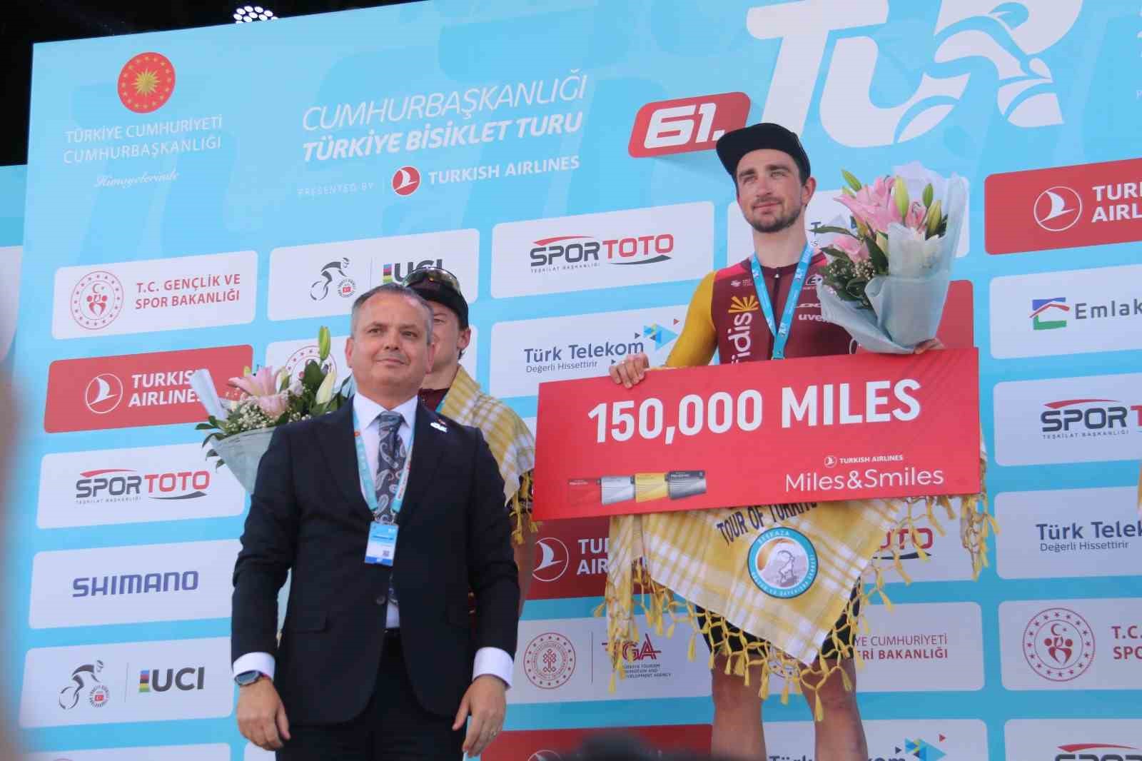 Cumhurbaşkanlığı Türkiye Bisiklet Turu 4. etabın galibi Aniolkowski
