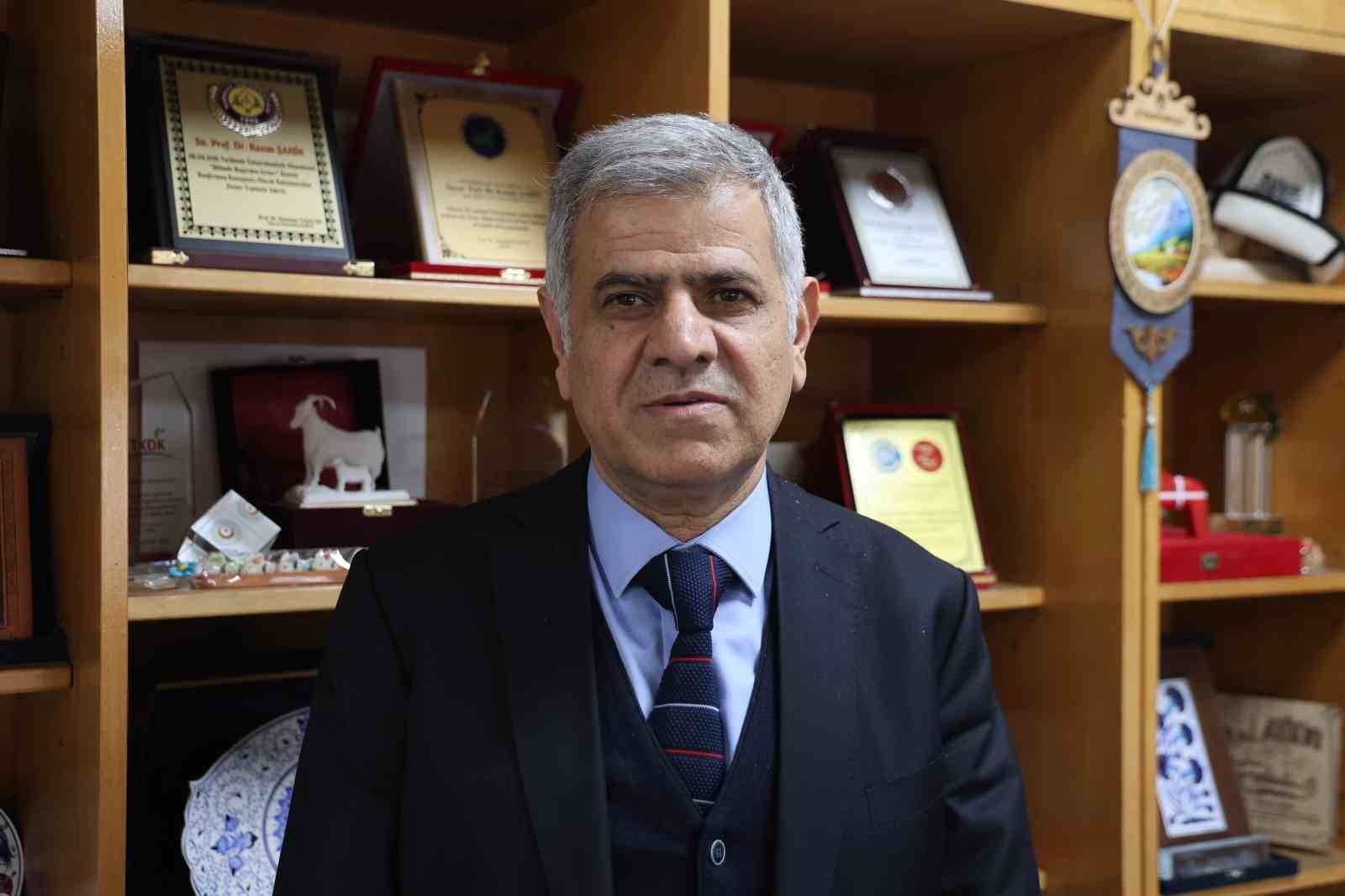 Cumhuriyet tarihinin ilk fakültesine ait hastanede, bir yılda 9 bin 600 hayvan şifa buldu
