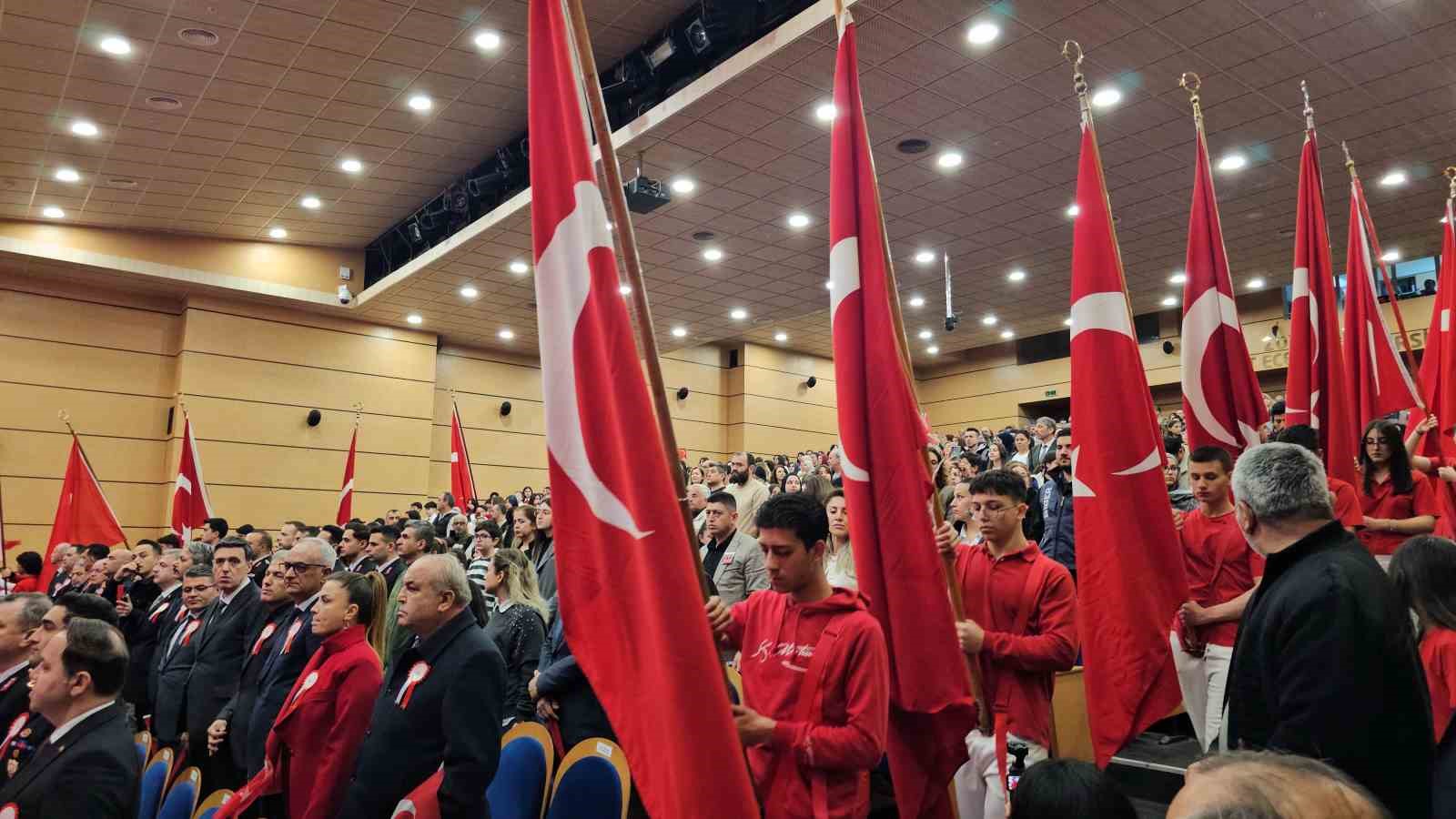 Cumhuriyetin ilk vilayetinde 23 Nisan coşkusu yaşandı
