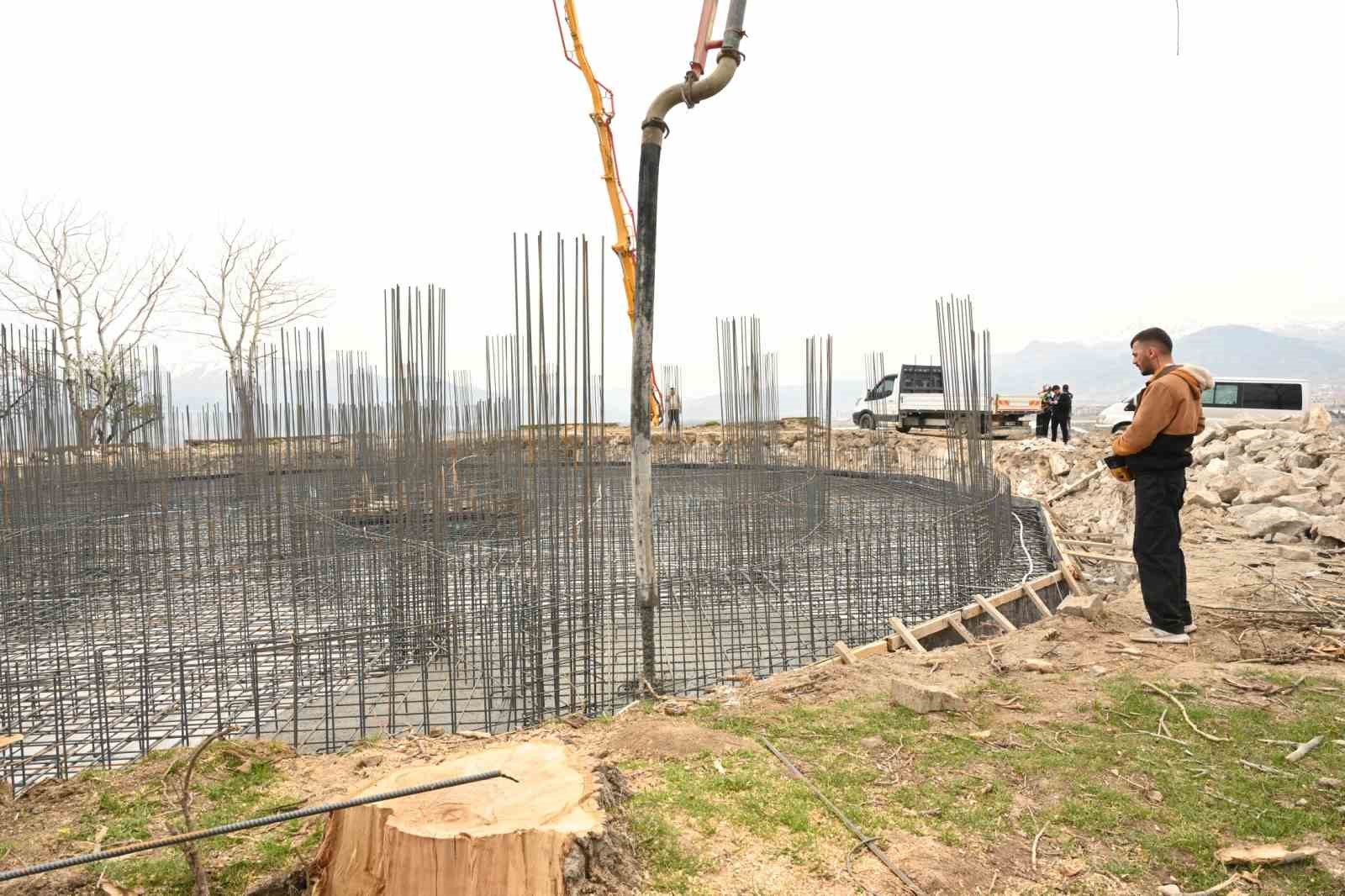 Çünür Tepesi’ne restoran ve sosyal tesis inşa ediliyor
