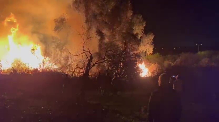 D-400 kara yolunda yangın ucuz atlatıldı
