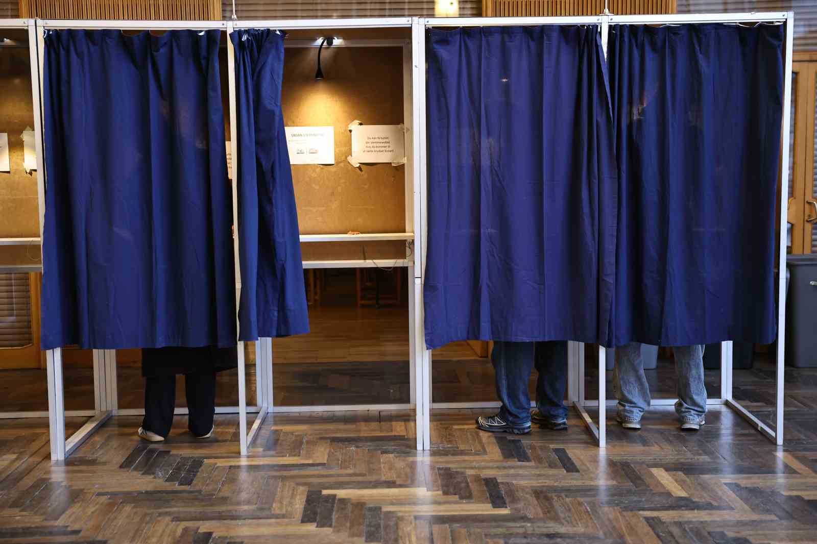 Danimarka halkı genel seçim için sandık başında
