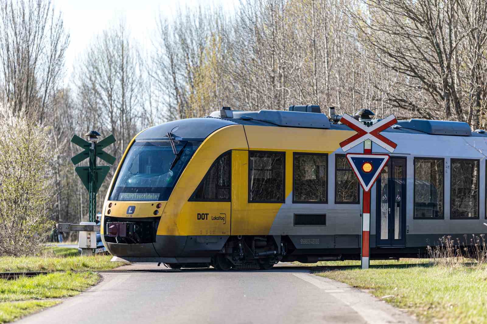 Danimarka’da iki tren çarpıştı: 4’ü ağır 17 yaralı
