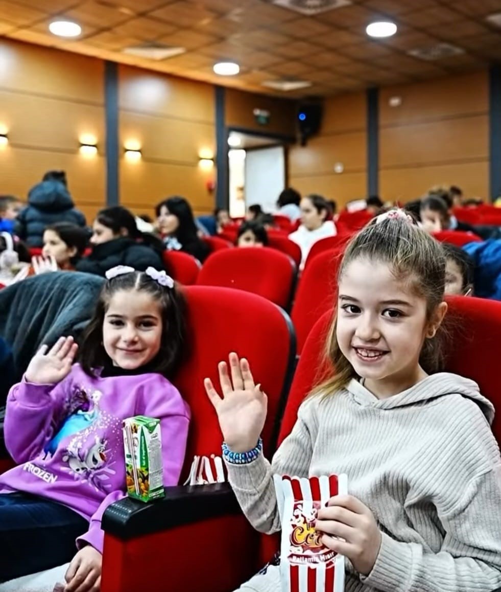Darende’de çocuk sinema günleri devam ediyor
