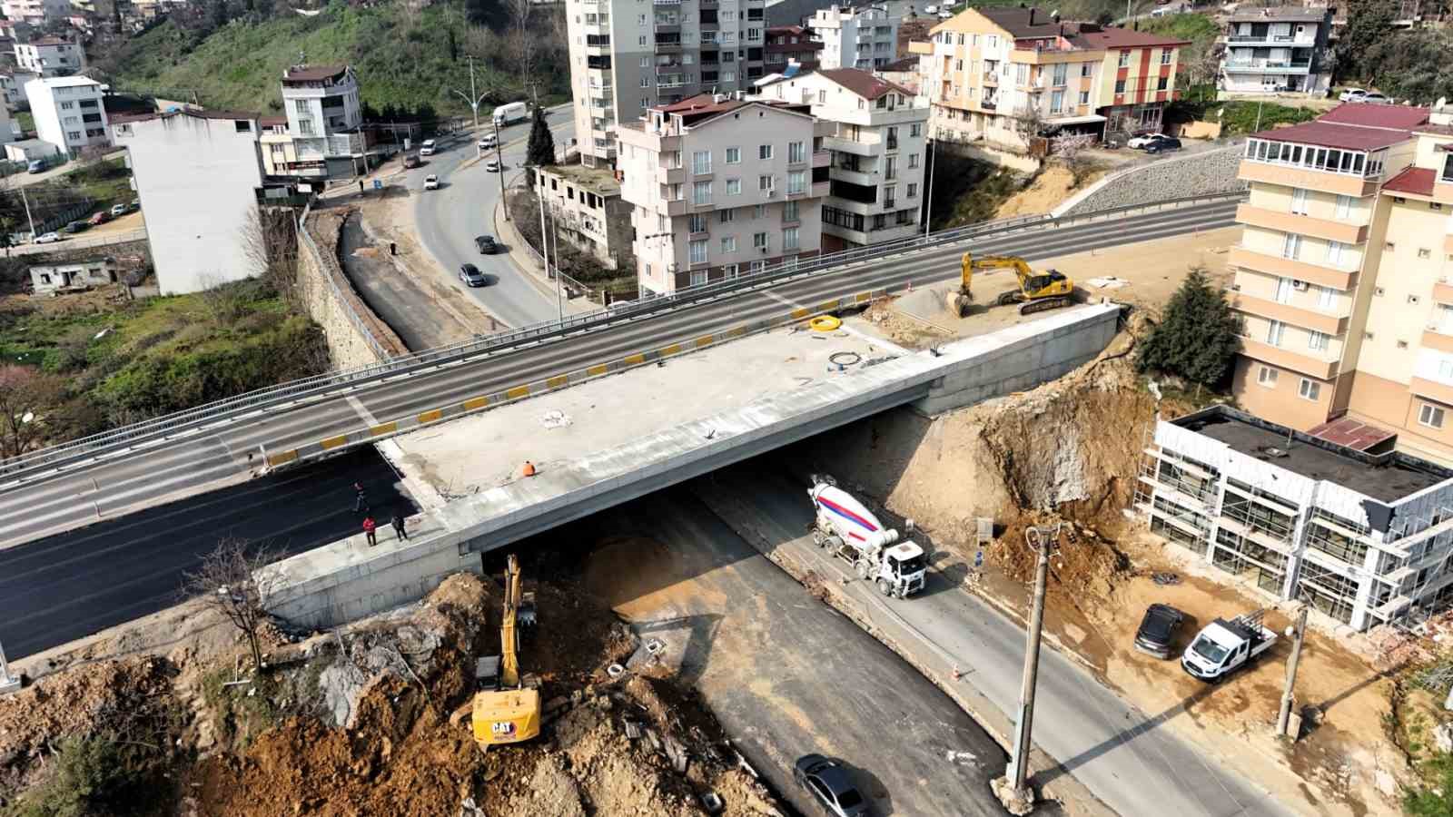 Darıca ve Eskihisar trafiğine nefes aldıracak projede sona doğru
