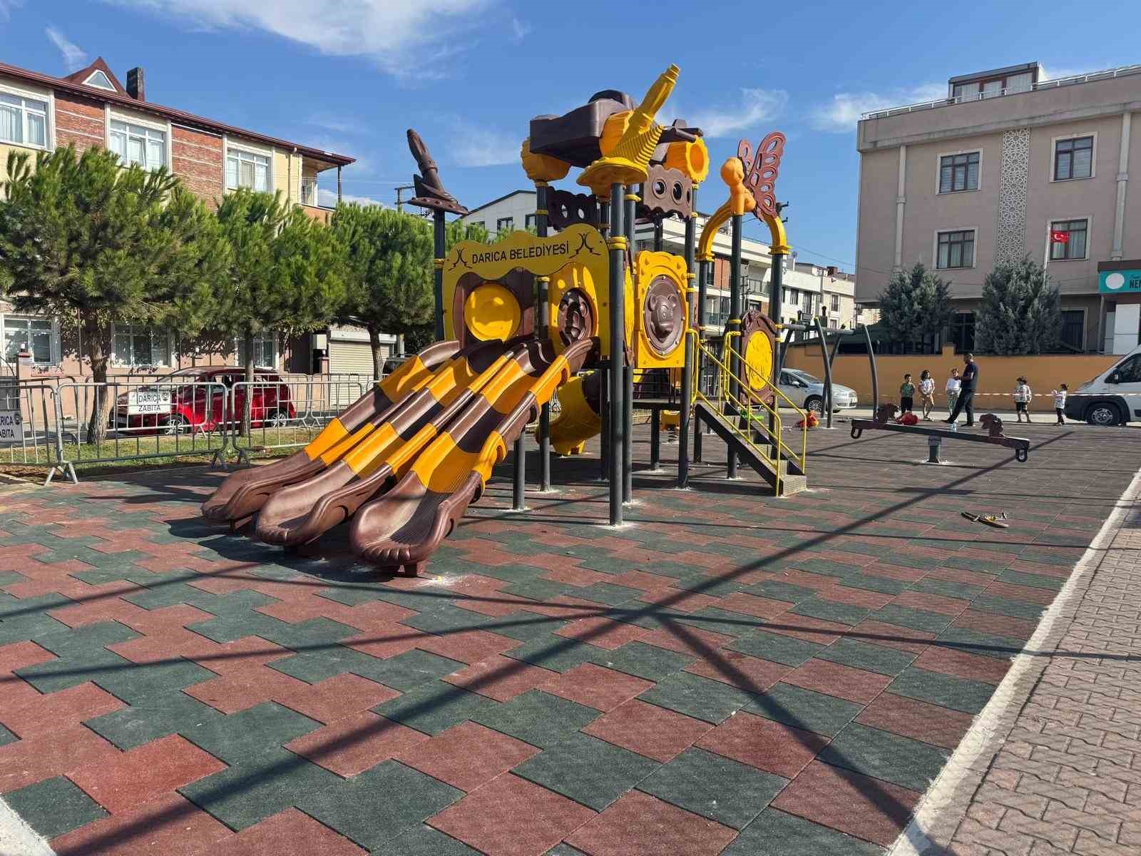 Darıca’da yeşil alan çalışmaları devam ediyor
