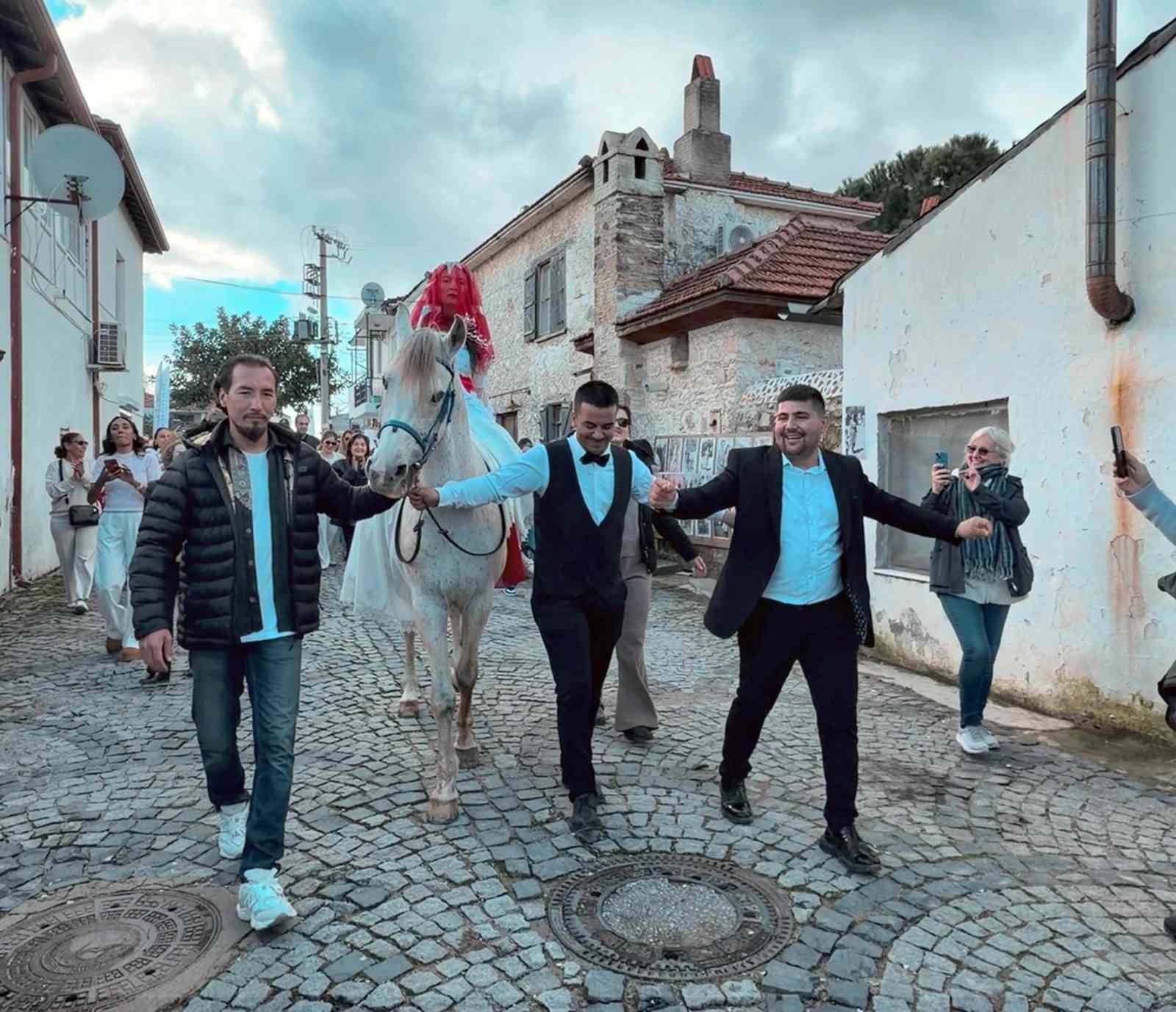 Datça ‘Badem Çiçeği Festivali’ devam ediyor
