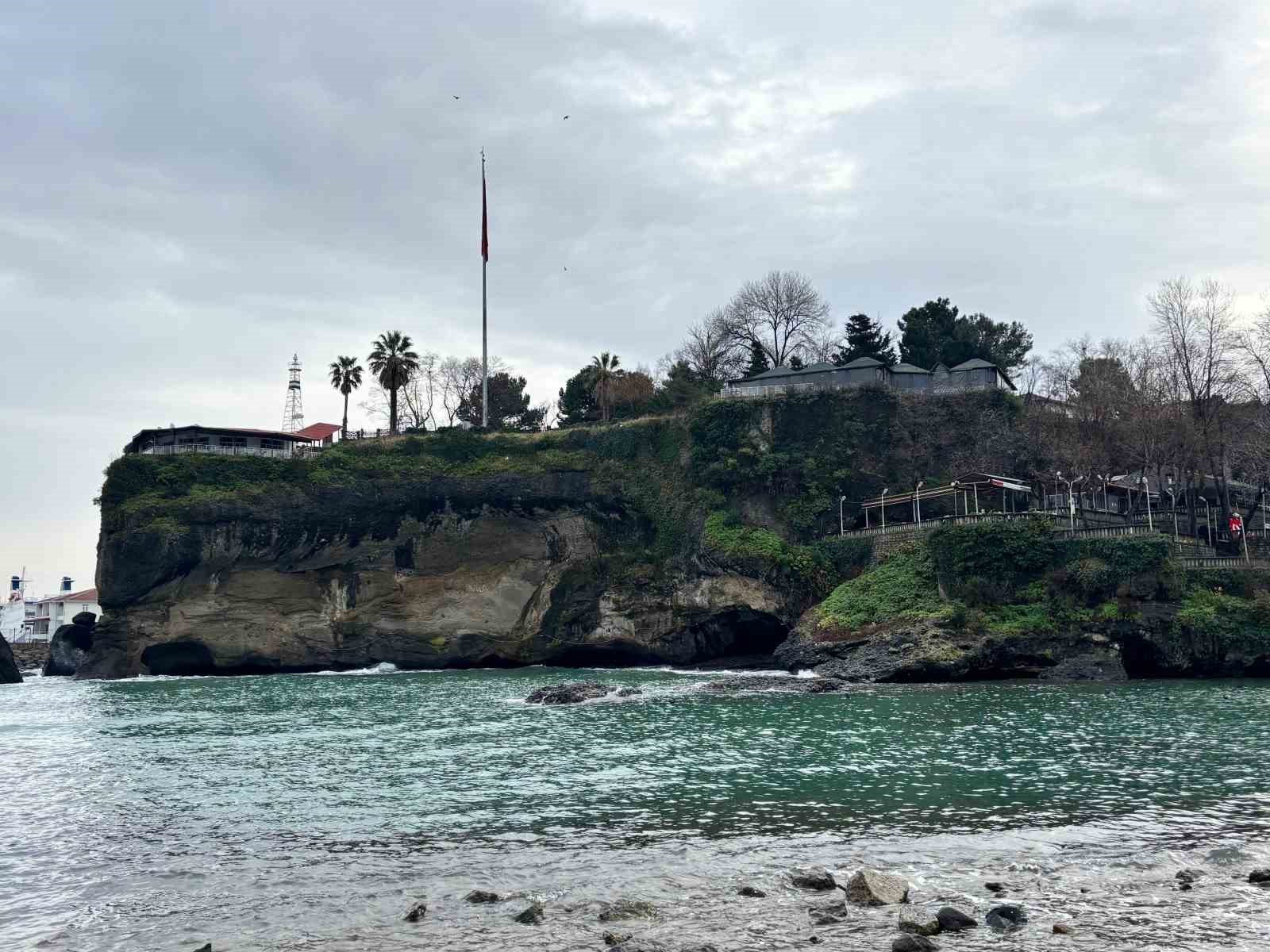 Davaların gölgesinde kalan kent mirası
