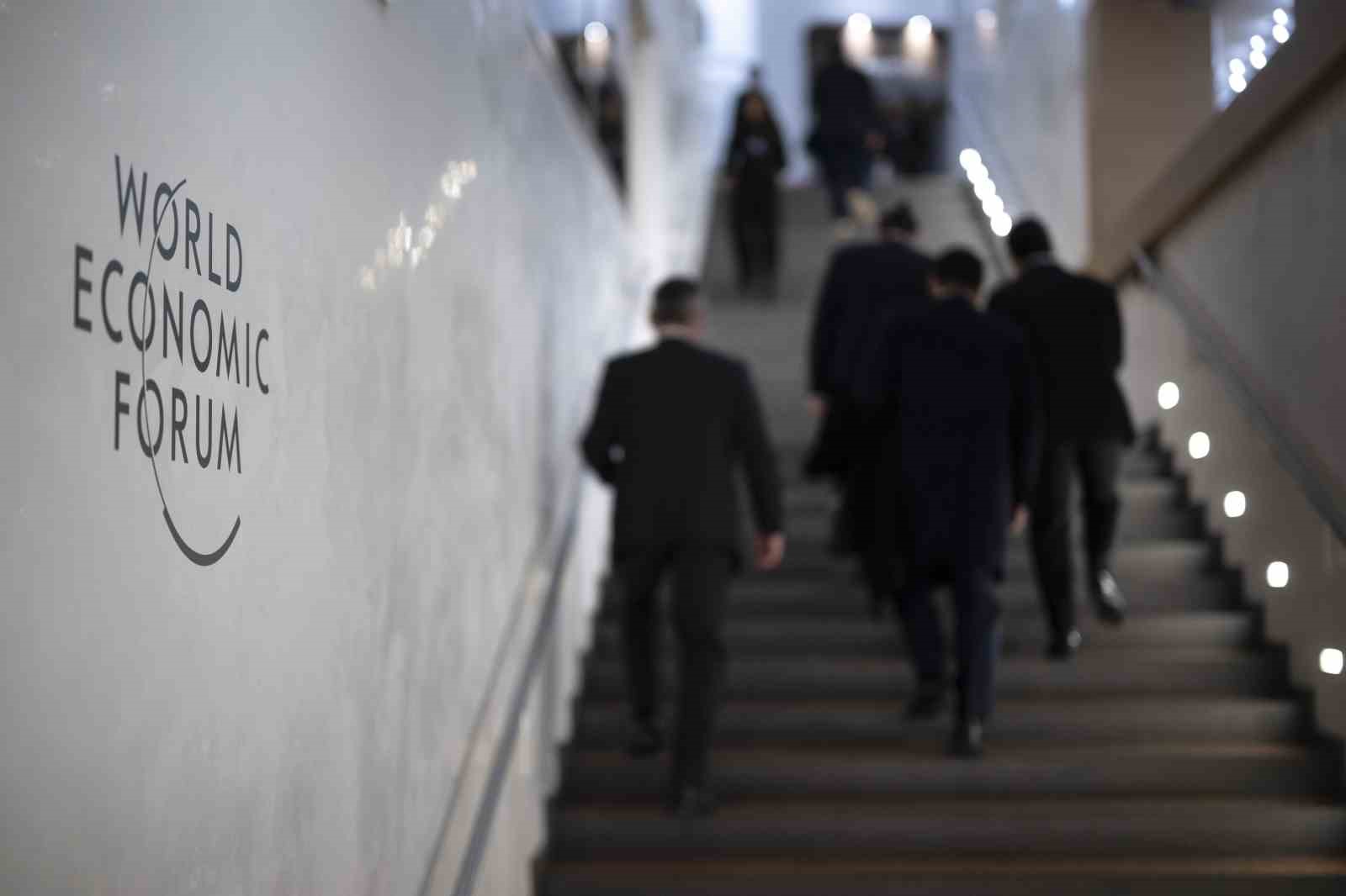 Davos’taki zirveye sarsılan dünya düzeni damga vuruyor
