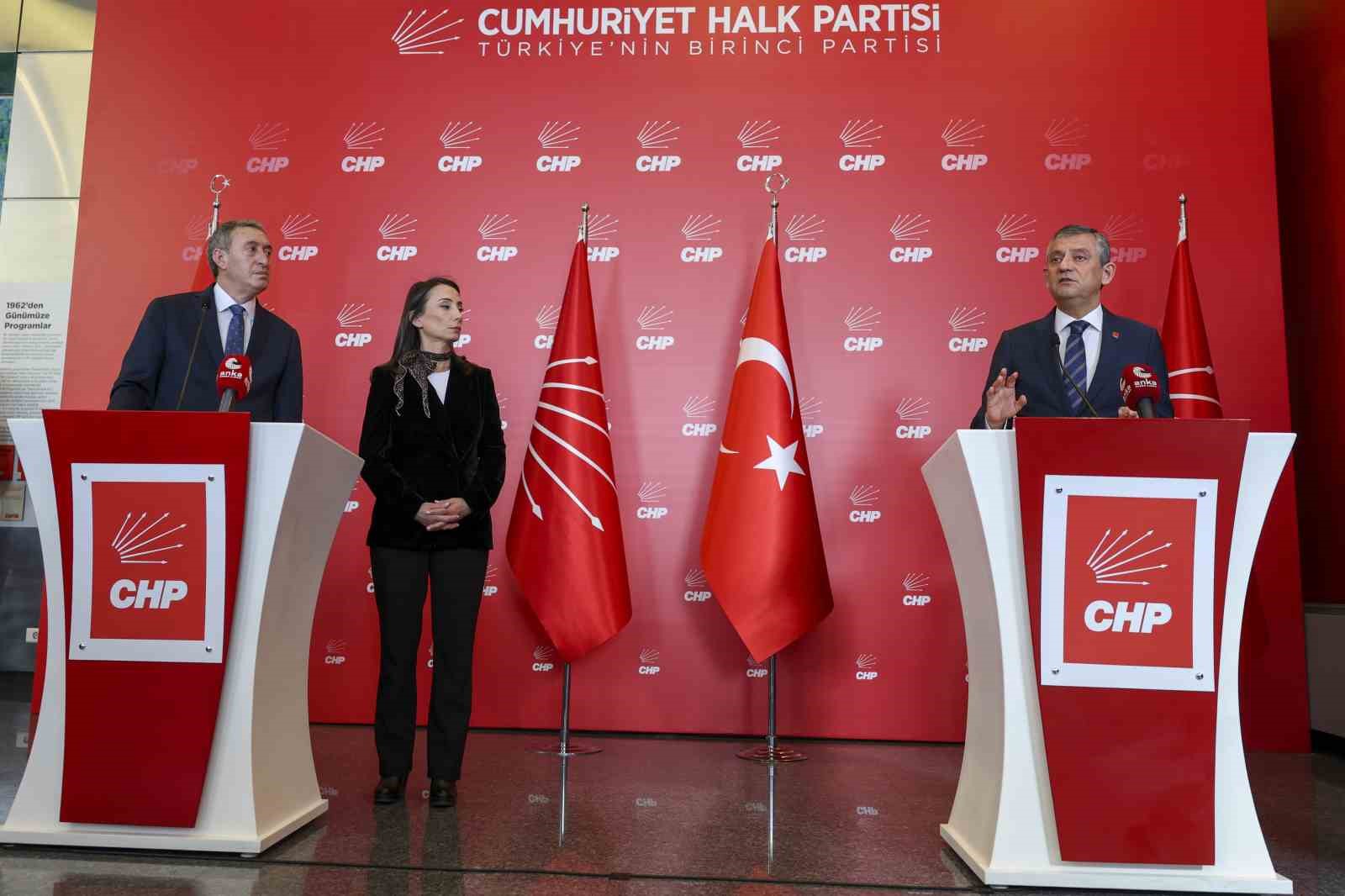 DEM Parti’den CHP’ye ziyaret
