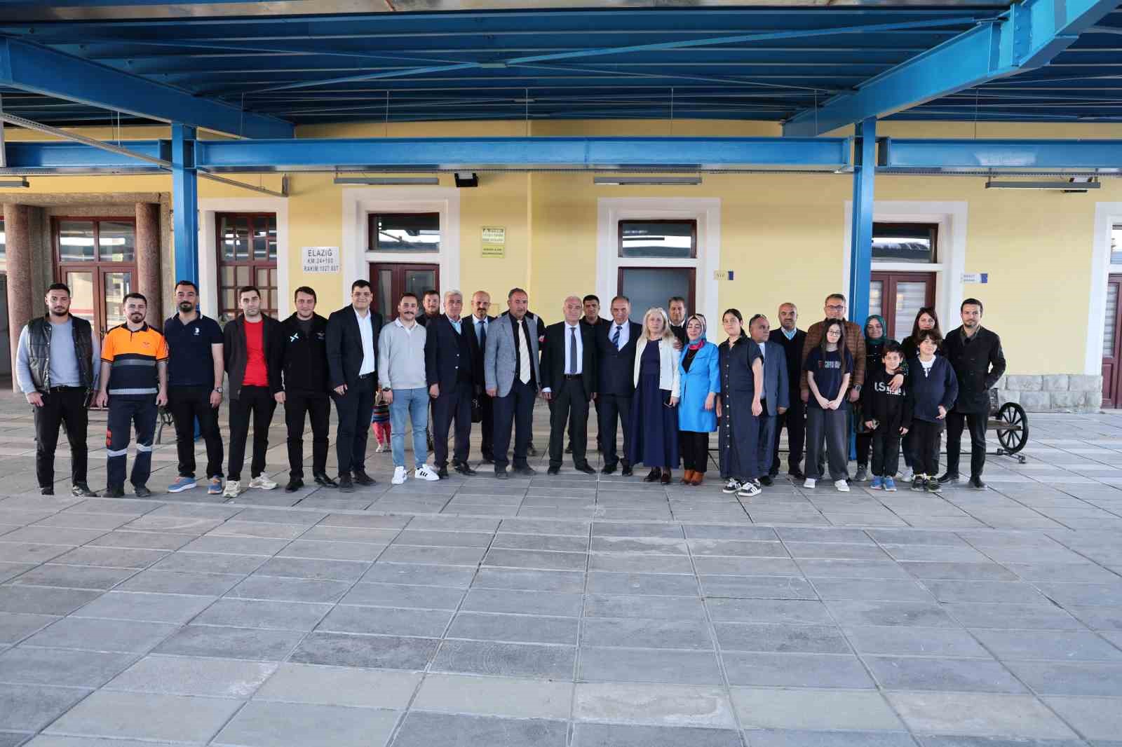 Demir yoluna adanmış 40 yıl: Son seferini yaptı
