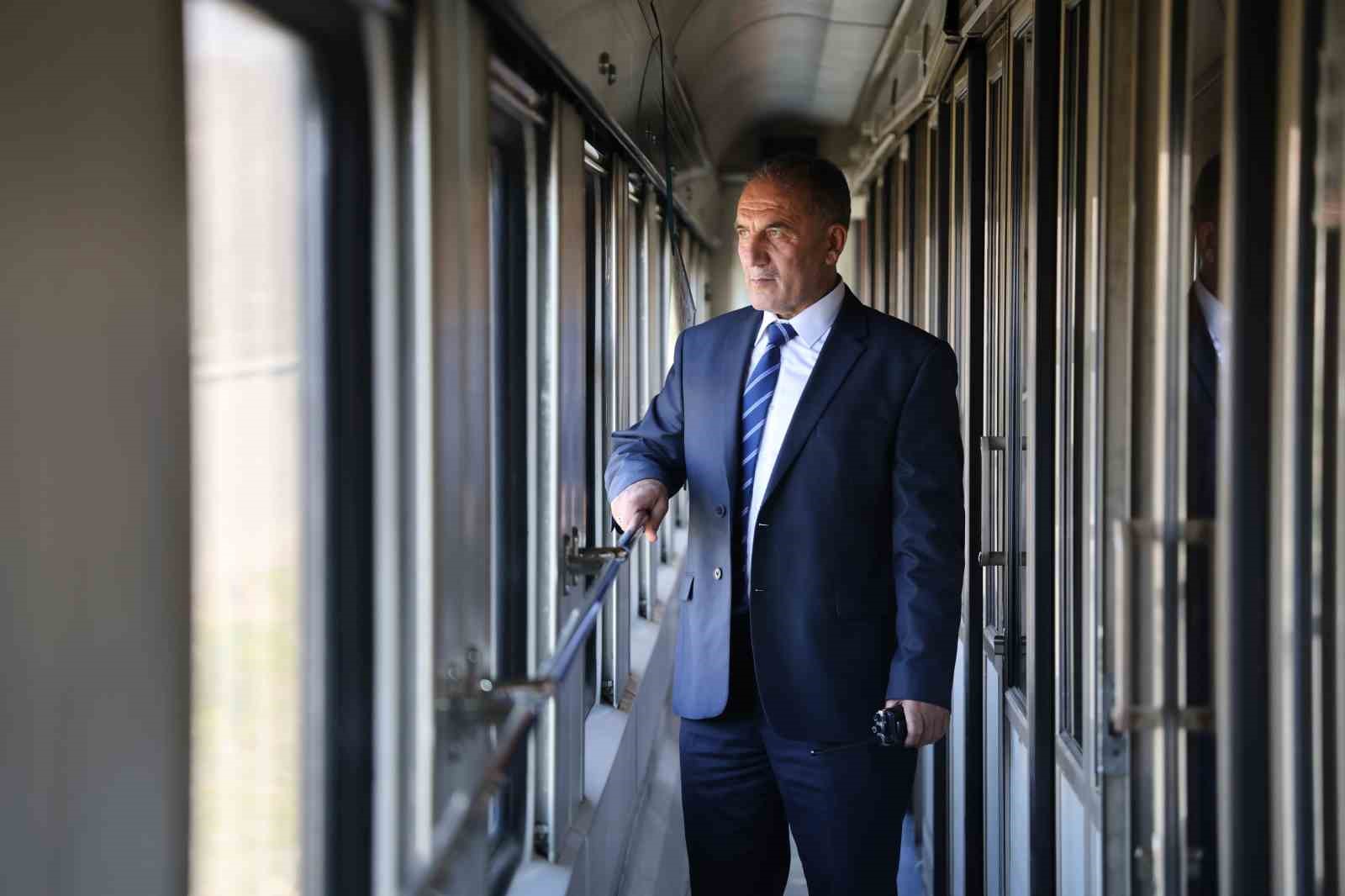 Demir yoluna adanmış 40 yıl: Son seferini yaptı
