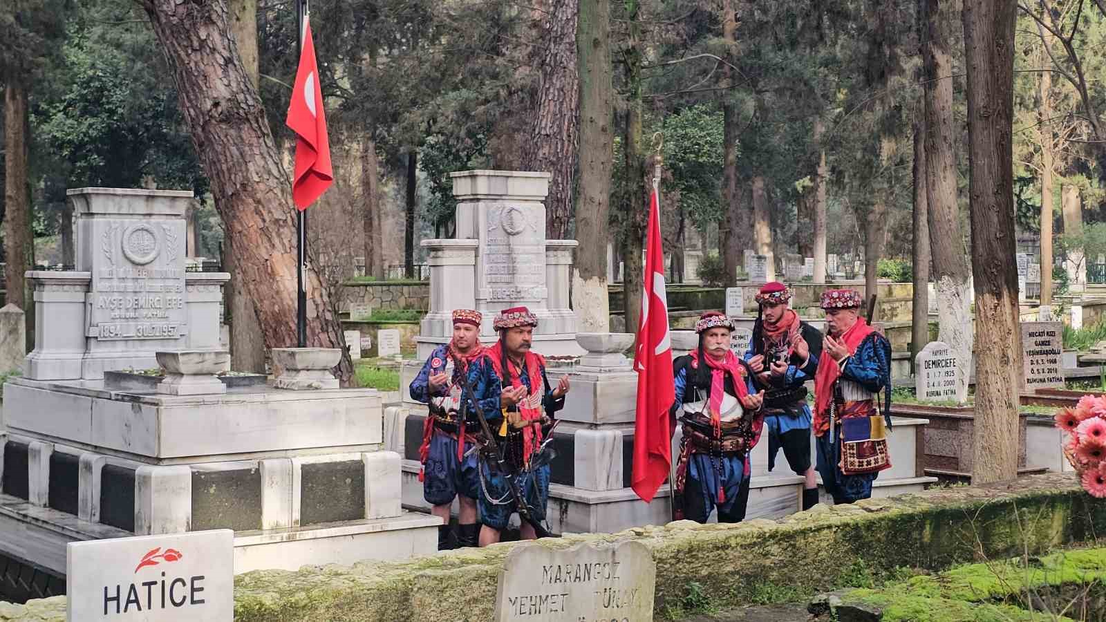 Demirci Mehmet Efe Nazilli’deki mezarı başında anıldı
