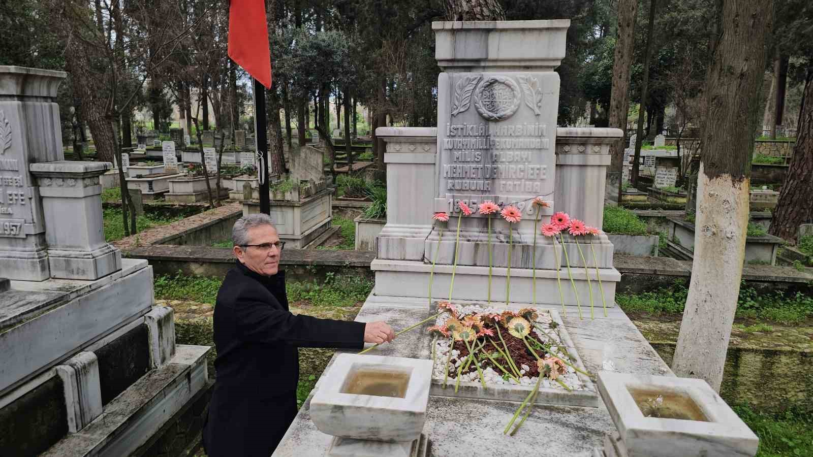 Demirci Mehmet Efe Nazilli’deki mezarı başında anıldı
