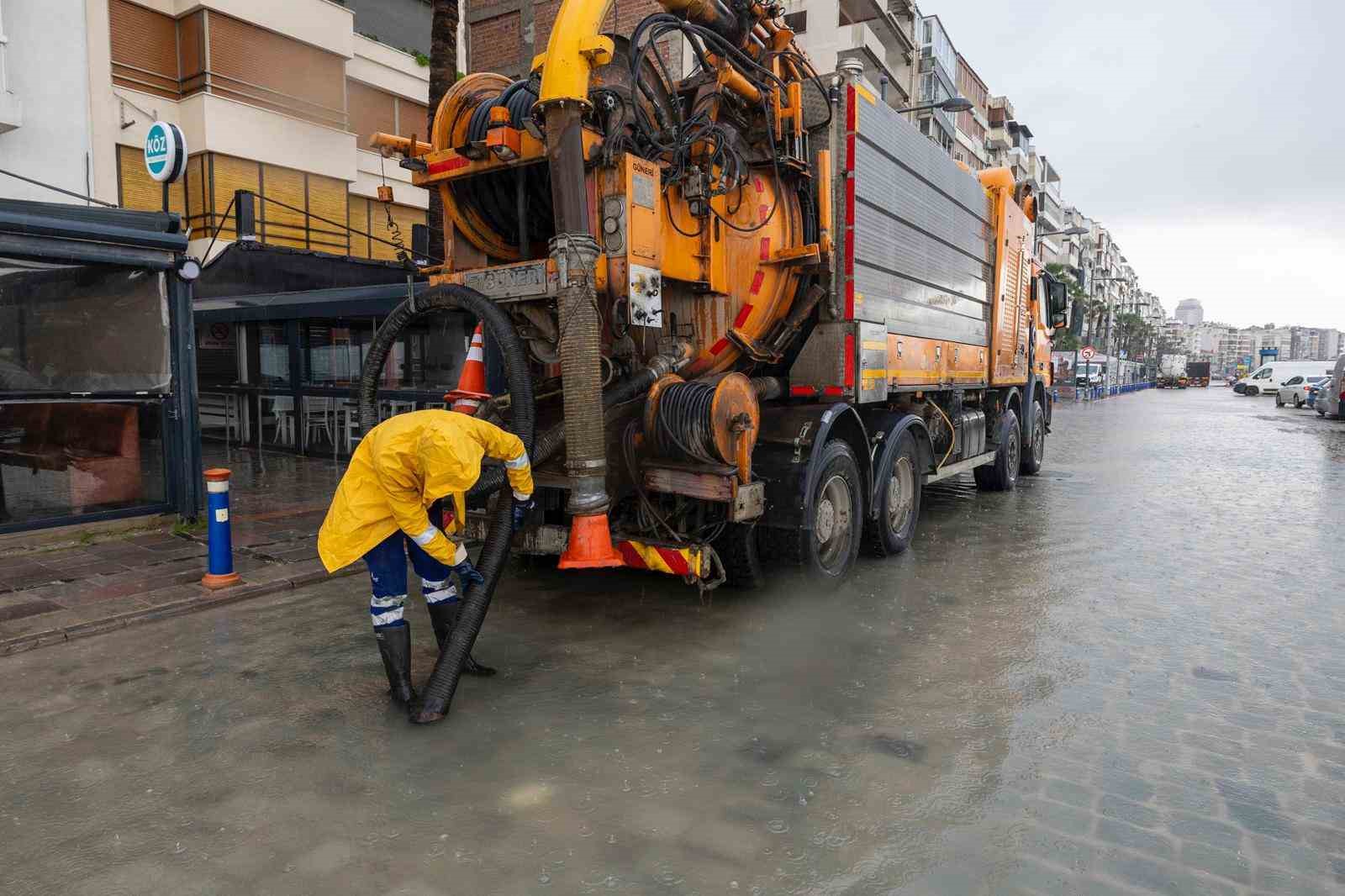 Denizdeki taşmanın nedeni ’bileşik kaplar’ etkisi
