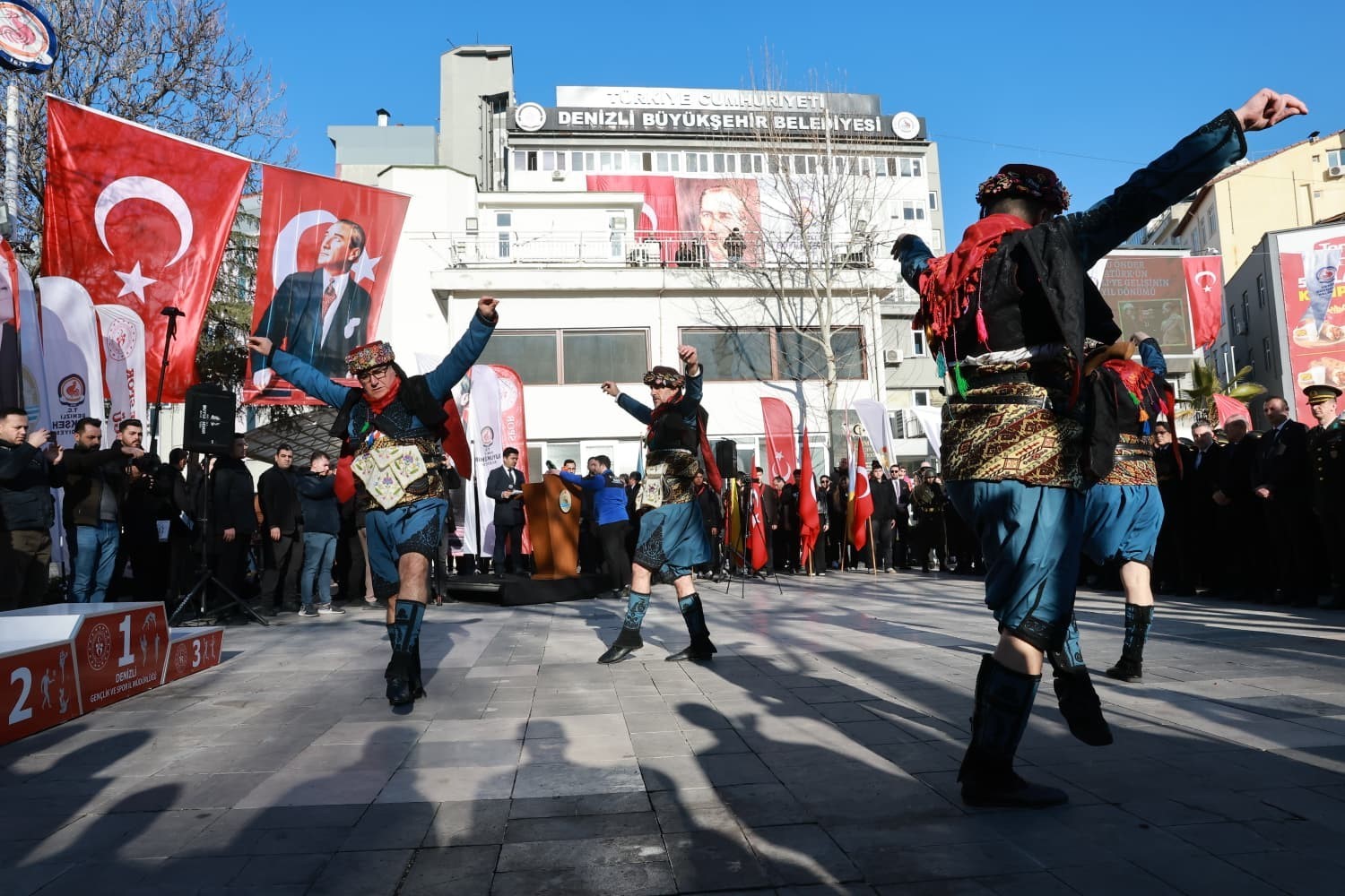 Denizli, Atatürk’ü 95 yıl sonra aynı saygı ve gururla andı
