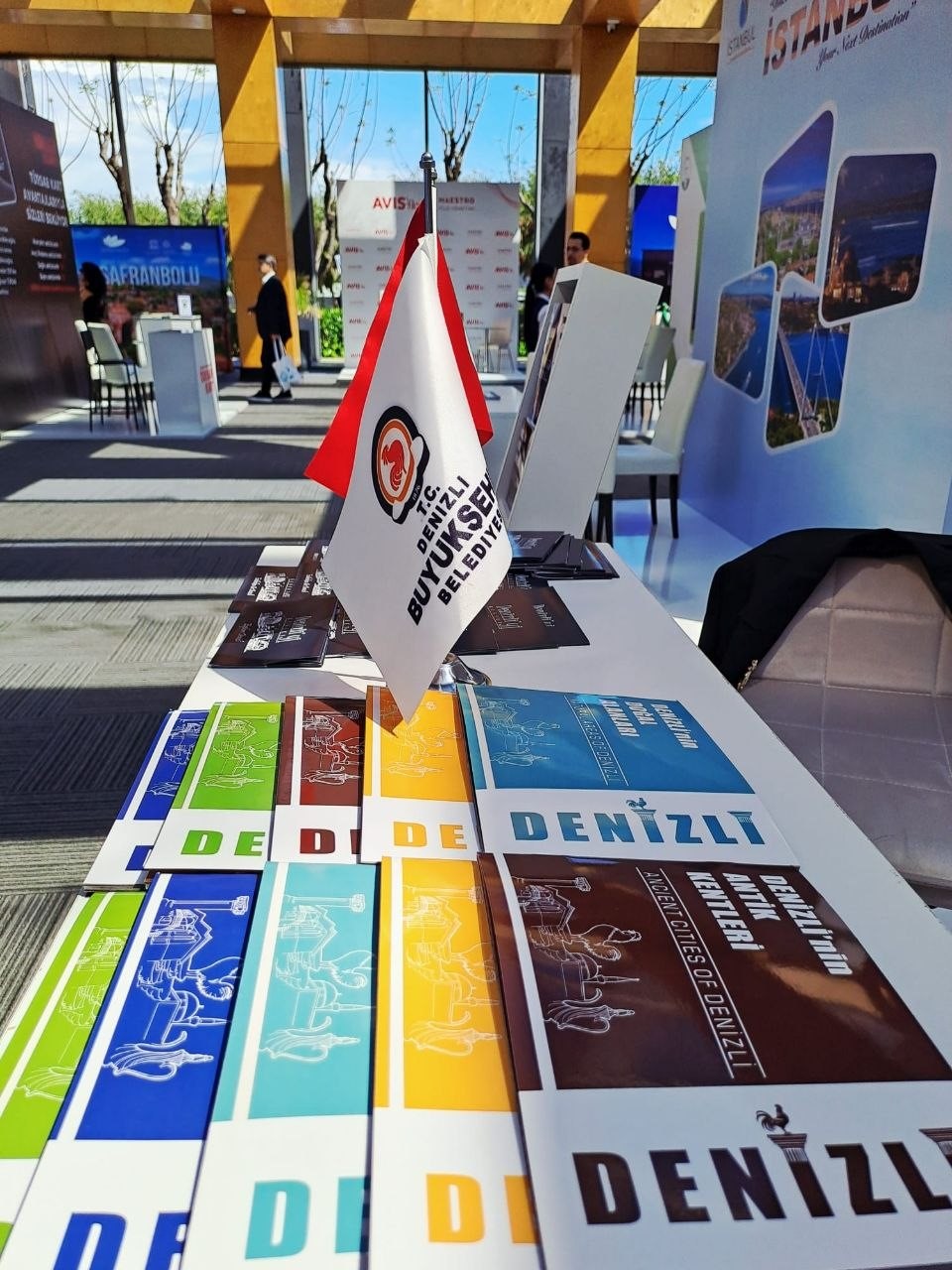 Denizli Büyükşehir kentin turizm vizyonunu Antalya’da sergiledi
