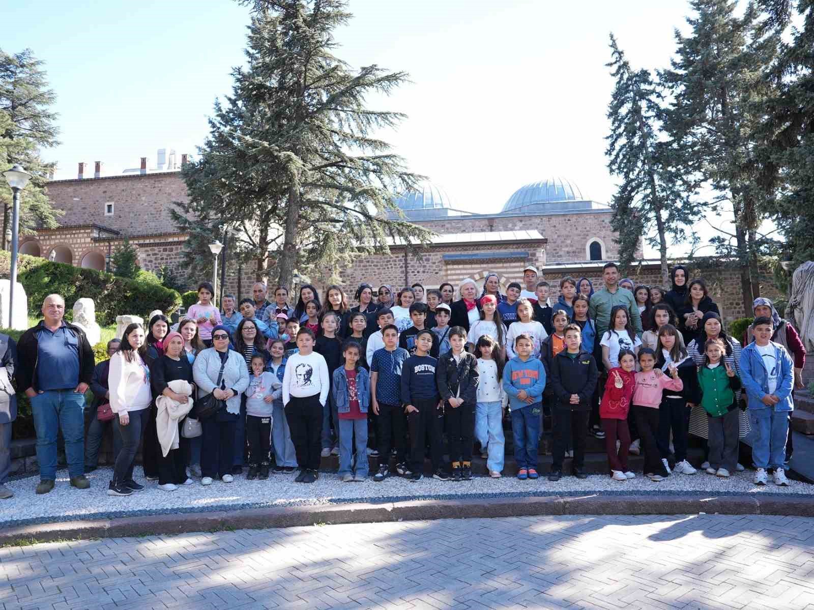 Denizli Büyükşehirden "Ata’ya Saygı Gezisi"
