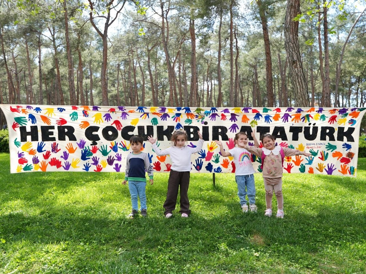 Denizli Büyükşehirden çocuklara özel şenlik
