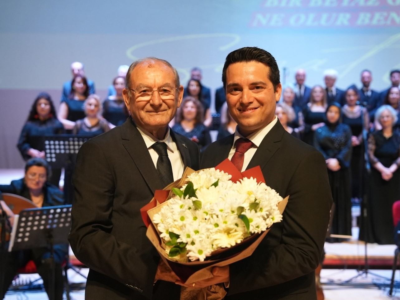 Denizli Büyükşehirden "Sanat Güneşi" için vefa gecesi
