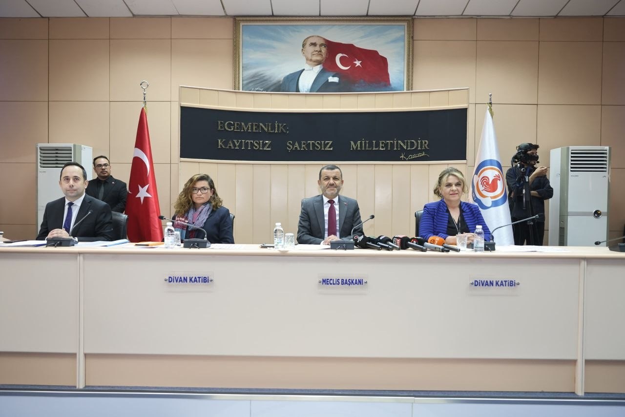 Denizli Büyükşehir’in 2025 faaliyet raporu meclisten geçti
