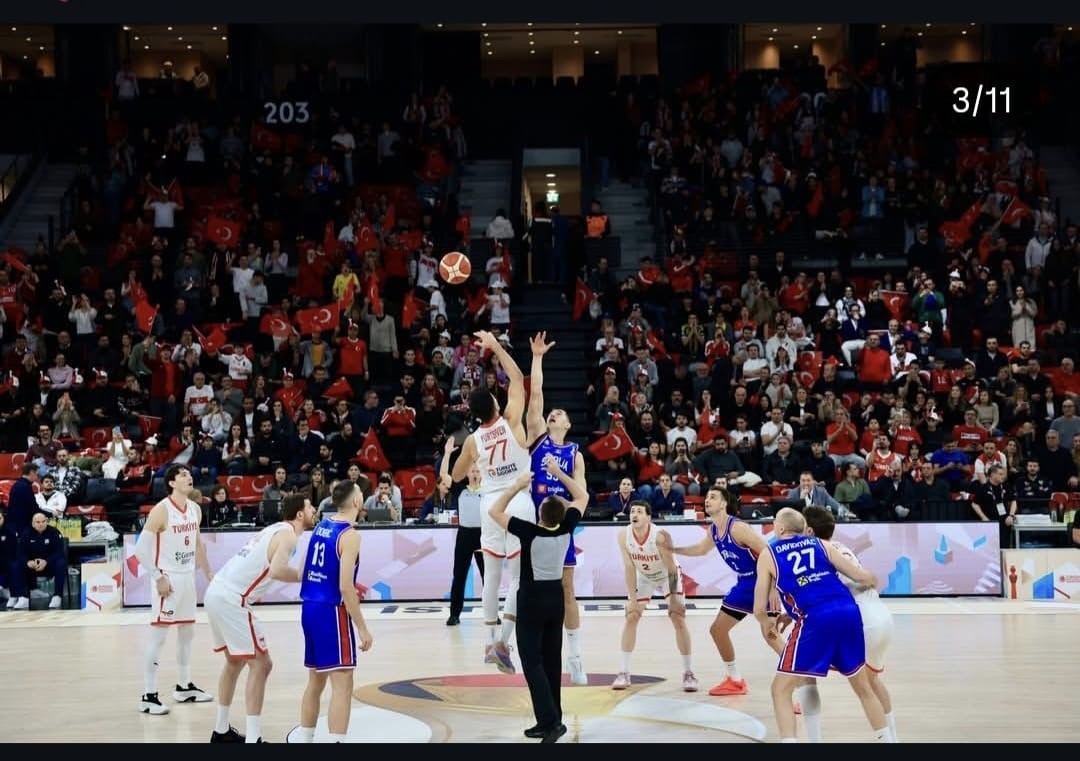 Denizli ev tekstilinden milli takımla stratejik marka hamlesi
Denizli ev tekstilinden milli takımla stratejik marka hamlesi