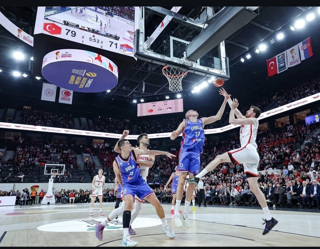 Denizli ev tekstilinden milli takımla stratejik marka hamlesi
Denizli ev tekstilinden milli takımla stratejik marka hamlesi