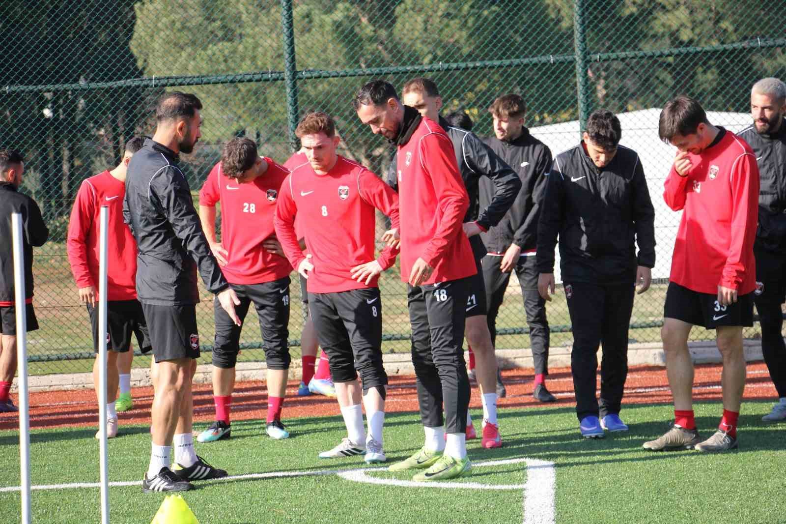 Denizli İdmanyurdu’nda Ayvalıkgücü maçı hazırlıkları devam etti
