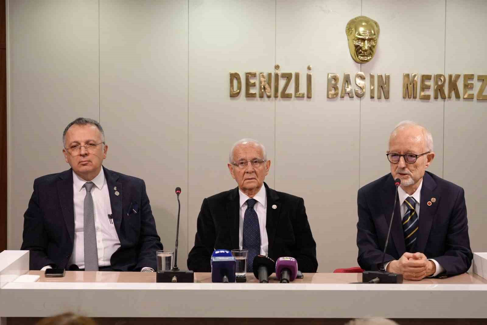 Denizli Lisesinin eski öğrencileri 154 yıllık okul için seferberlik başlattı

